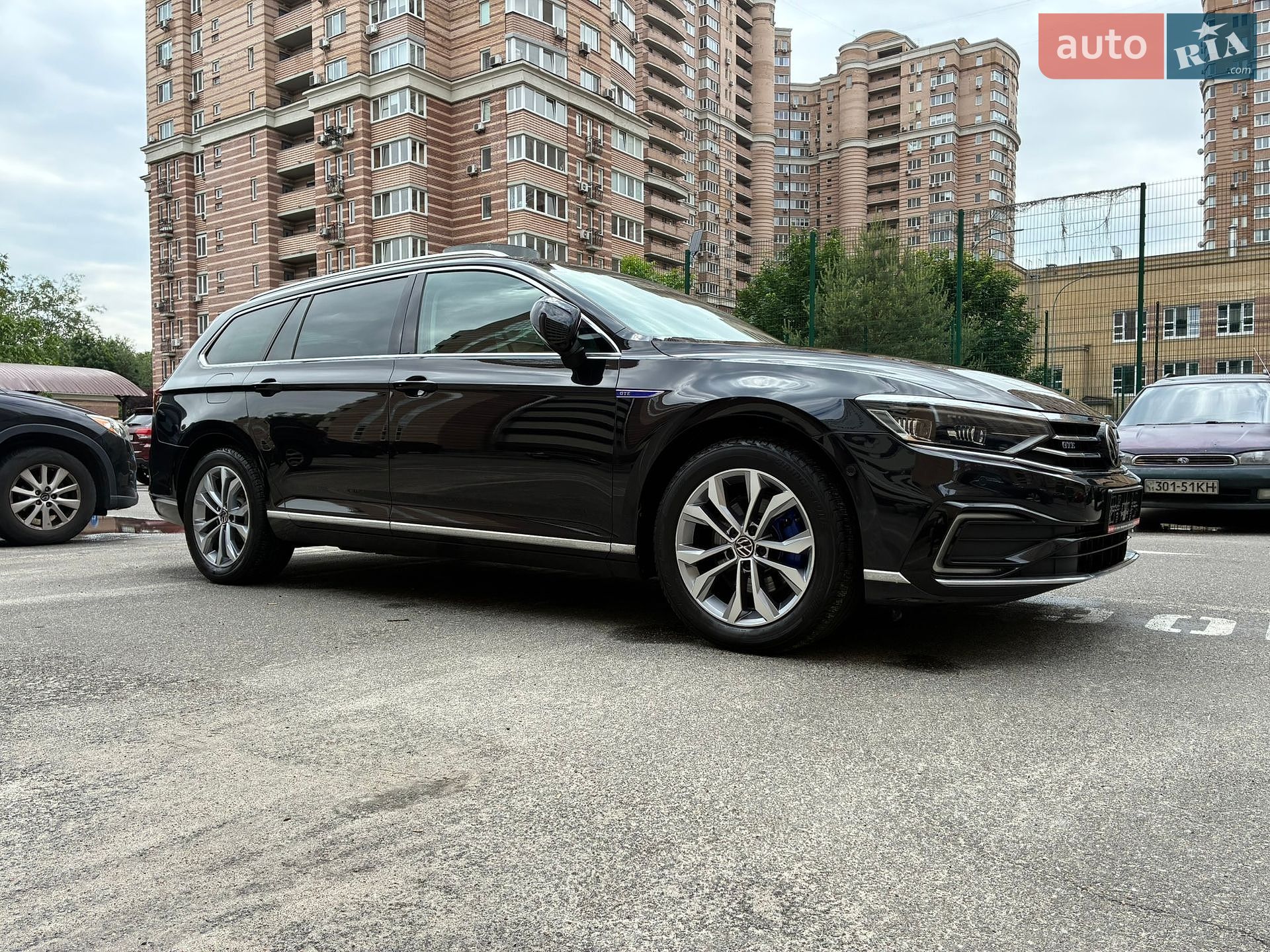 Volkswagen Passat 2021 VIN WVWZZZ3CZME100812 фото оголошення 16 з 188