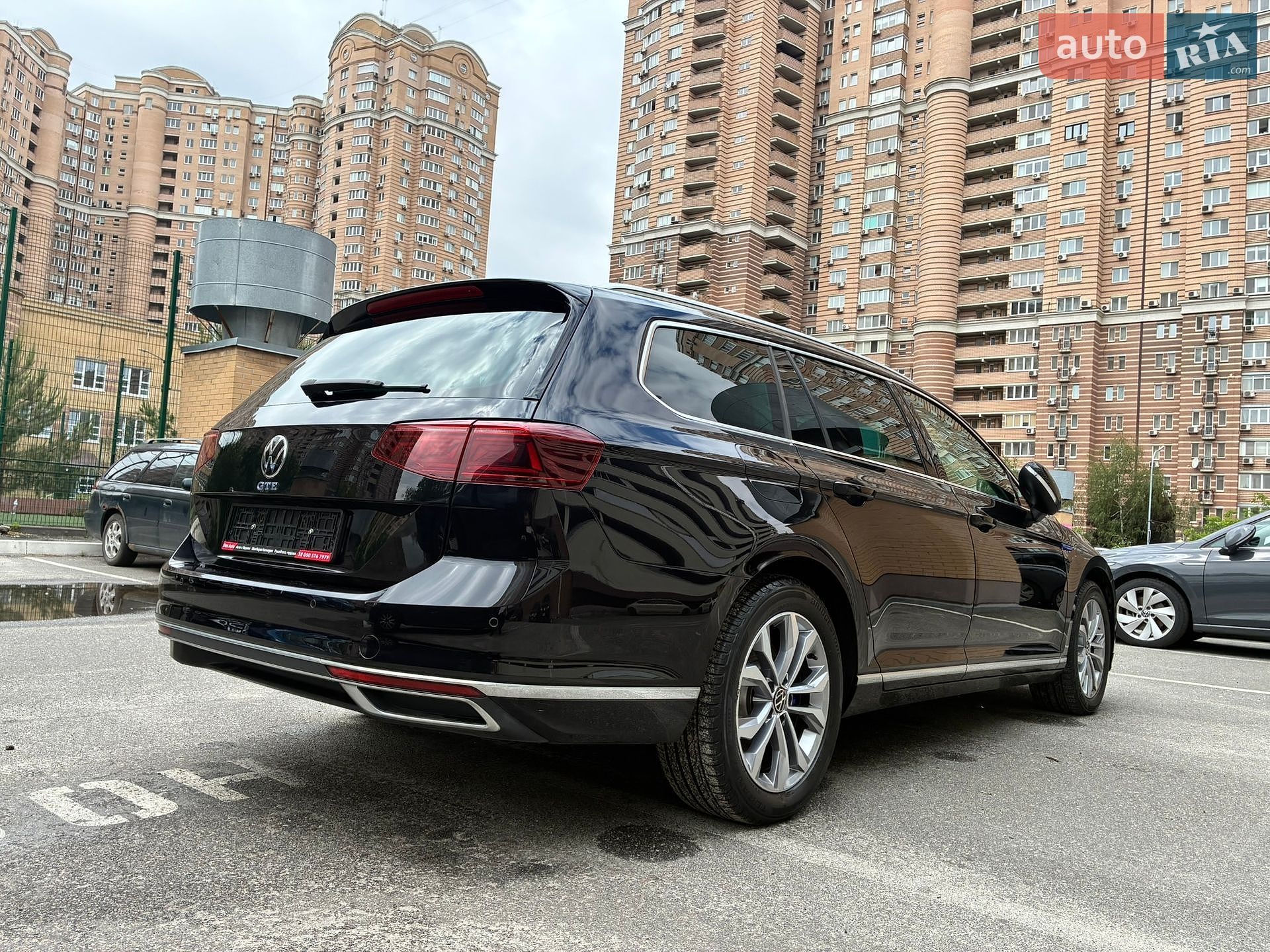 Volkswagen Passat 2021 VIN WVWZZZ3CZME100812 фото оголошення 27 з 188