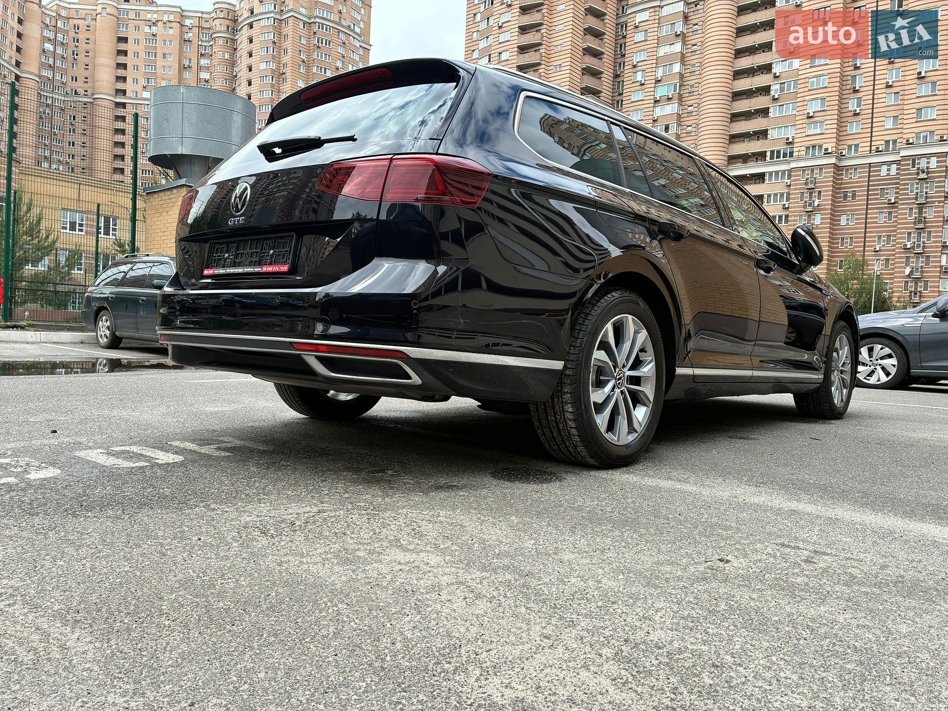 Volkswagen Passat 2021 VIN WVWZZZ3CZME100812 фото оголошення 28 з 188