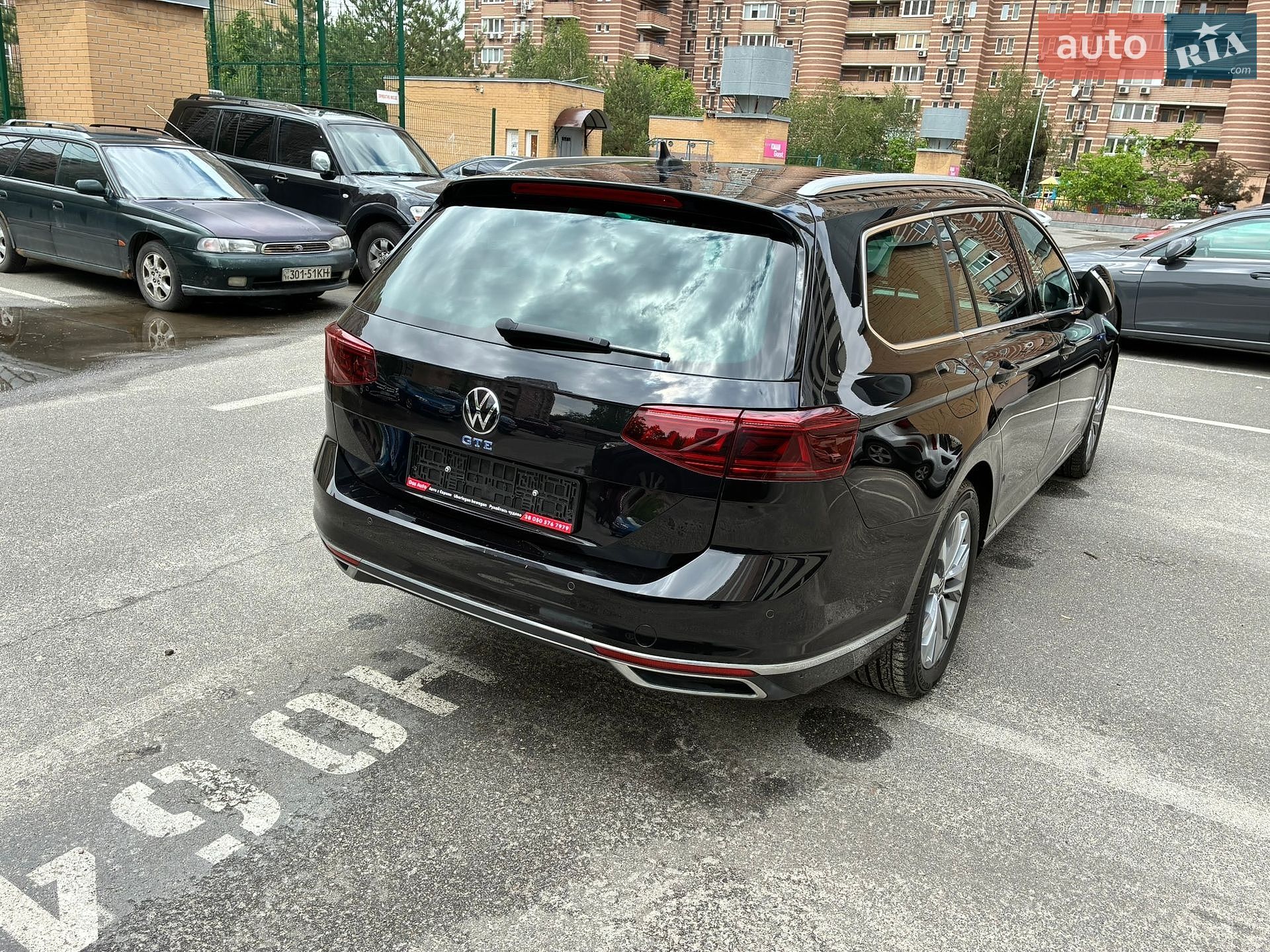 Volkswagen Passat 2021 VIN WVWZZZ3CZME100812 фото оголошення 29 з 188