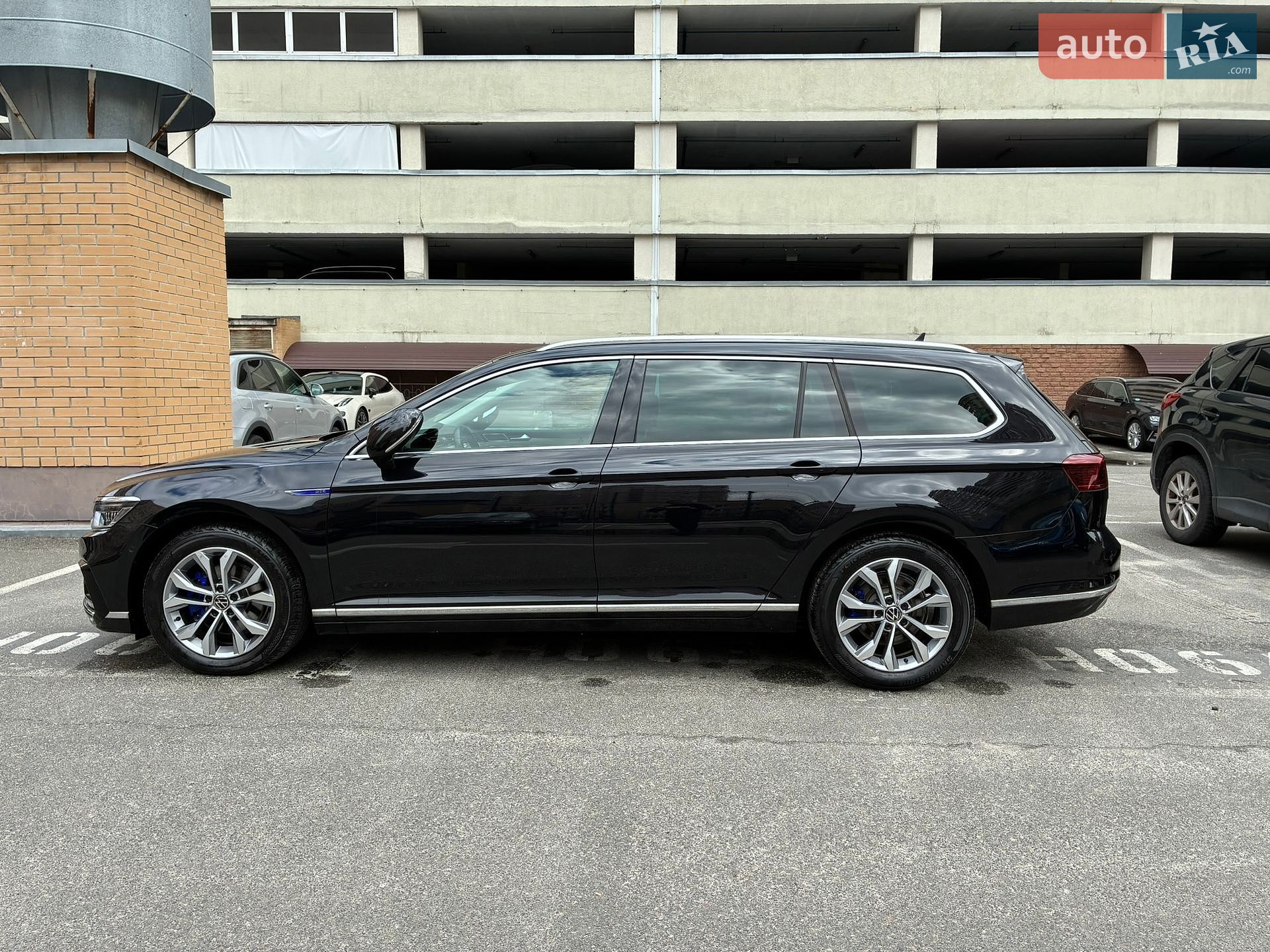 Volkswagen Passat 2021 VIN WVWZZZ3CZME100812 фото оголошення 40 з 188