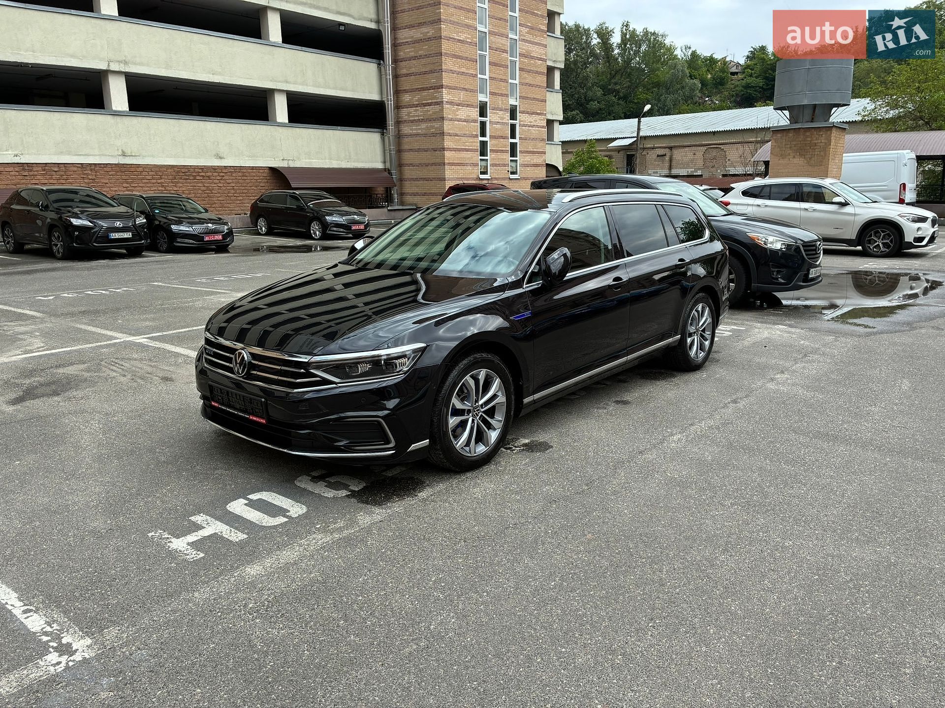 Volkswagen Passat 2021 VIN WVWZZZ3CZME100812 фото оголошення 45 з 188