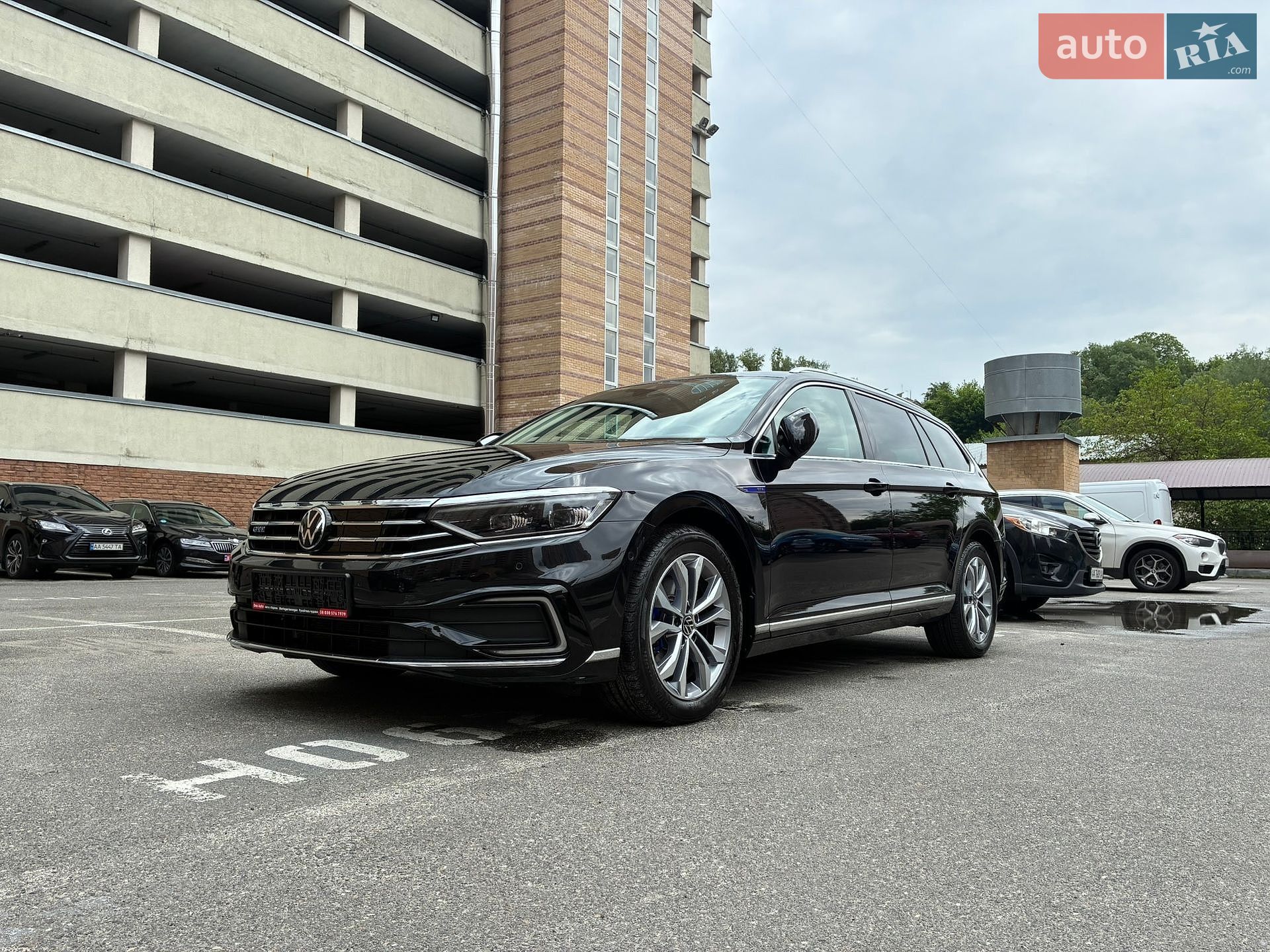 Volkswagen Passat 2021 VIN WVWZZZ3CZME100812 фото оголошення 46 з 188