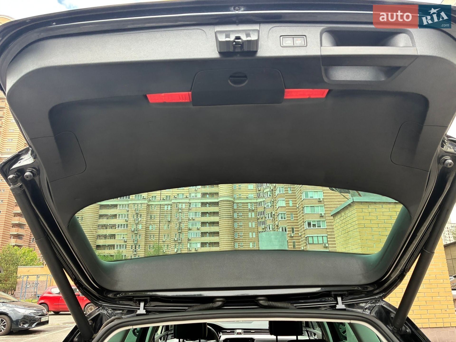 Volkswagen Passat 2021 VIN WVWZZZ3CZME100812 фото оголошення 64 з 188