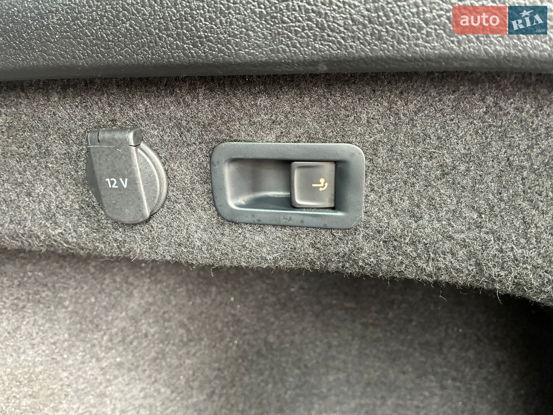 Volkswagen Passat 2021 VIN WVWZZZ3CZME100812 фото оголошення 66 з 188