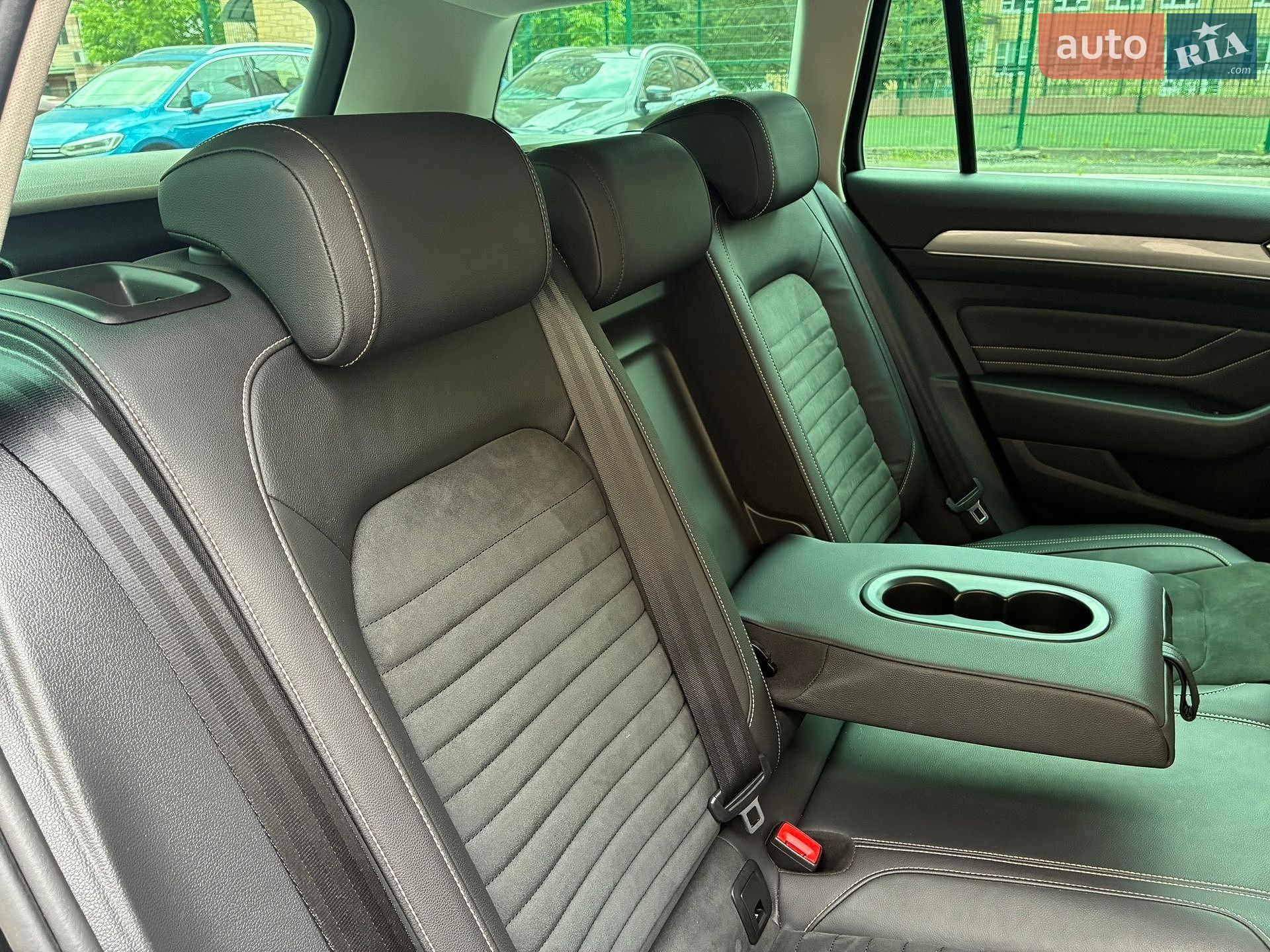 Volkswagen Passat 2021 VIN WVWZZZ3CZME100812 фото оголошення 70 з 188