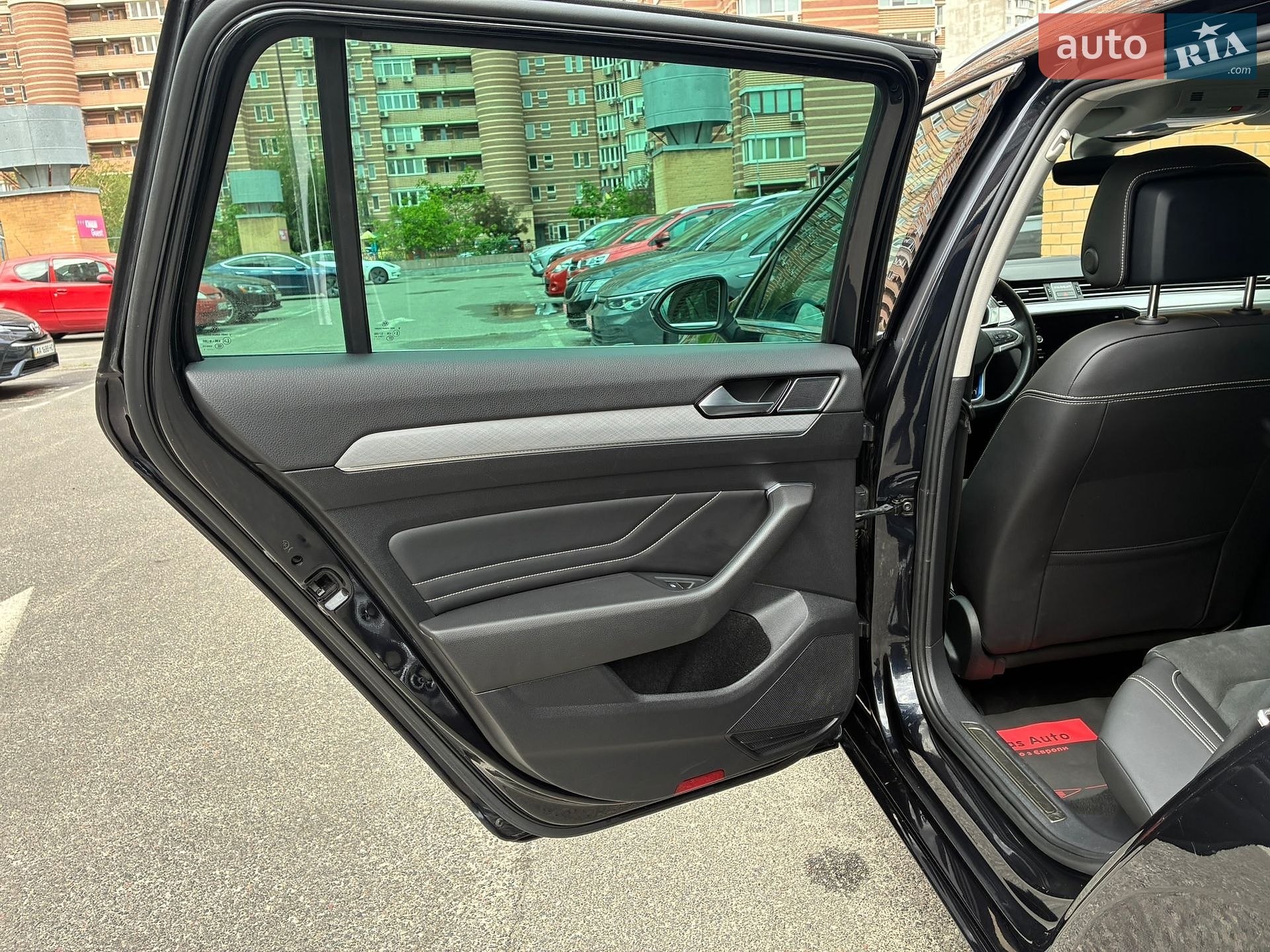 Volkswagen Passat 2021 VIN WVWZZZ3CZME100812 фото оголошення 75 з 188