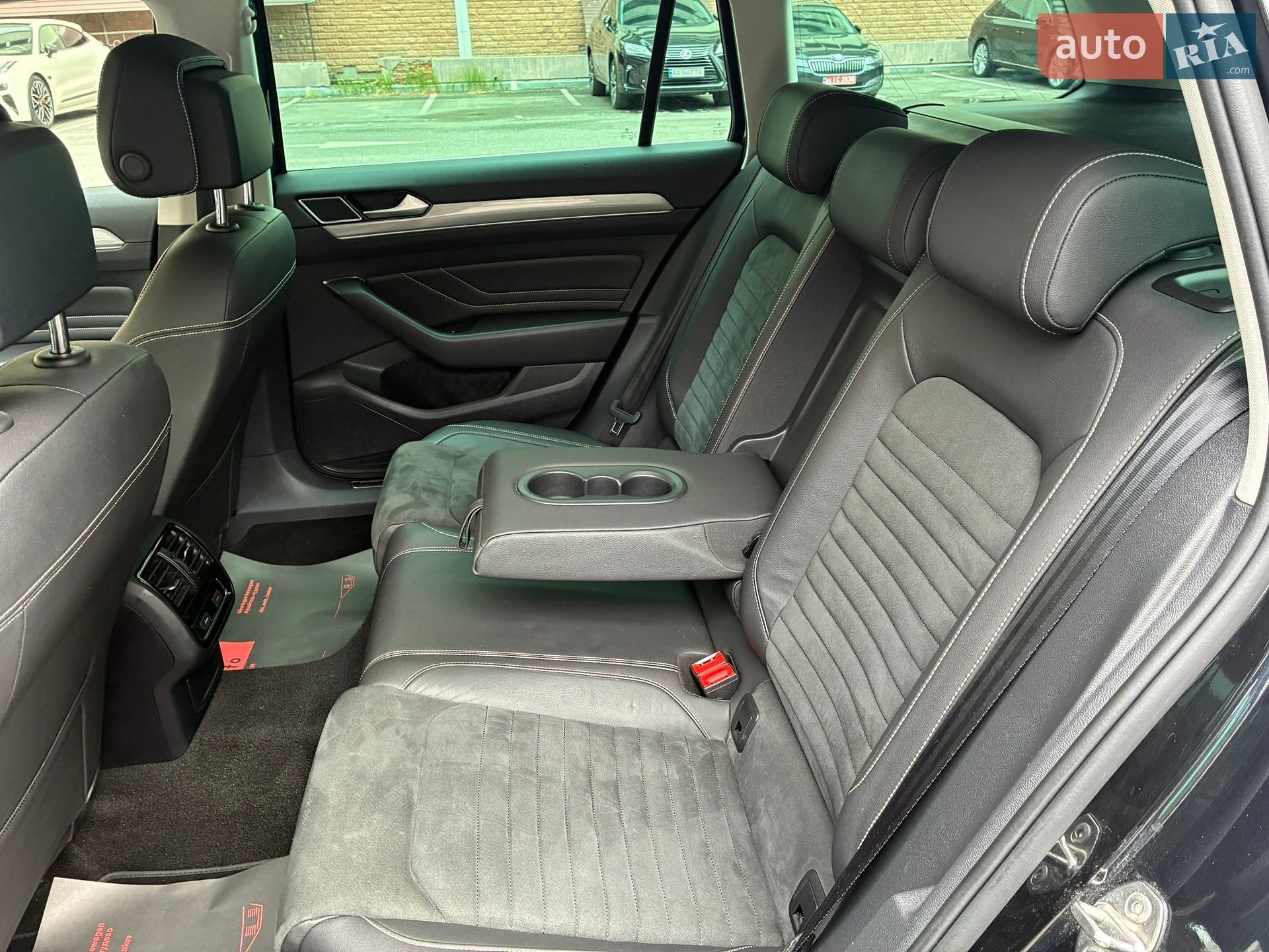 Volkswagen Passat 2021 VIN WVWZZZ3CZME100812 фото оголошення 76 з 188