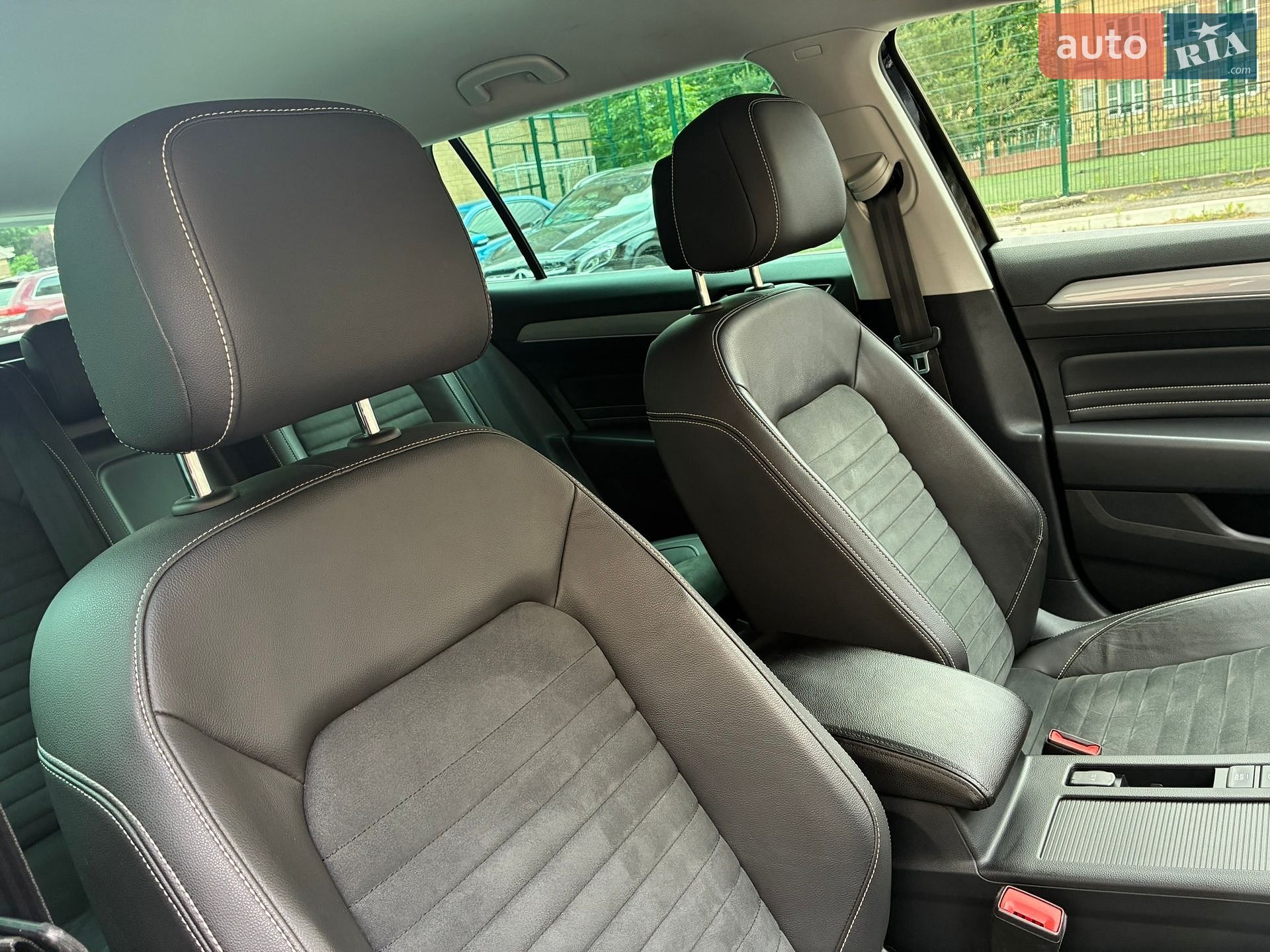 Volkswagen Passat 2021 VIN WVWZZZ3CZME100812 фото оголошення 84 з 188