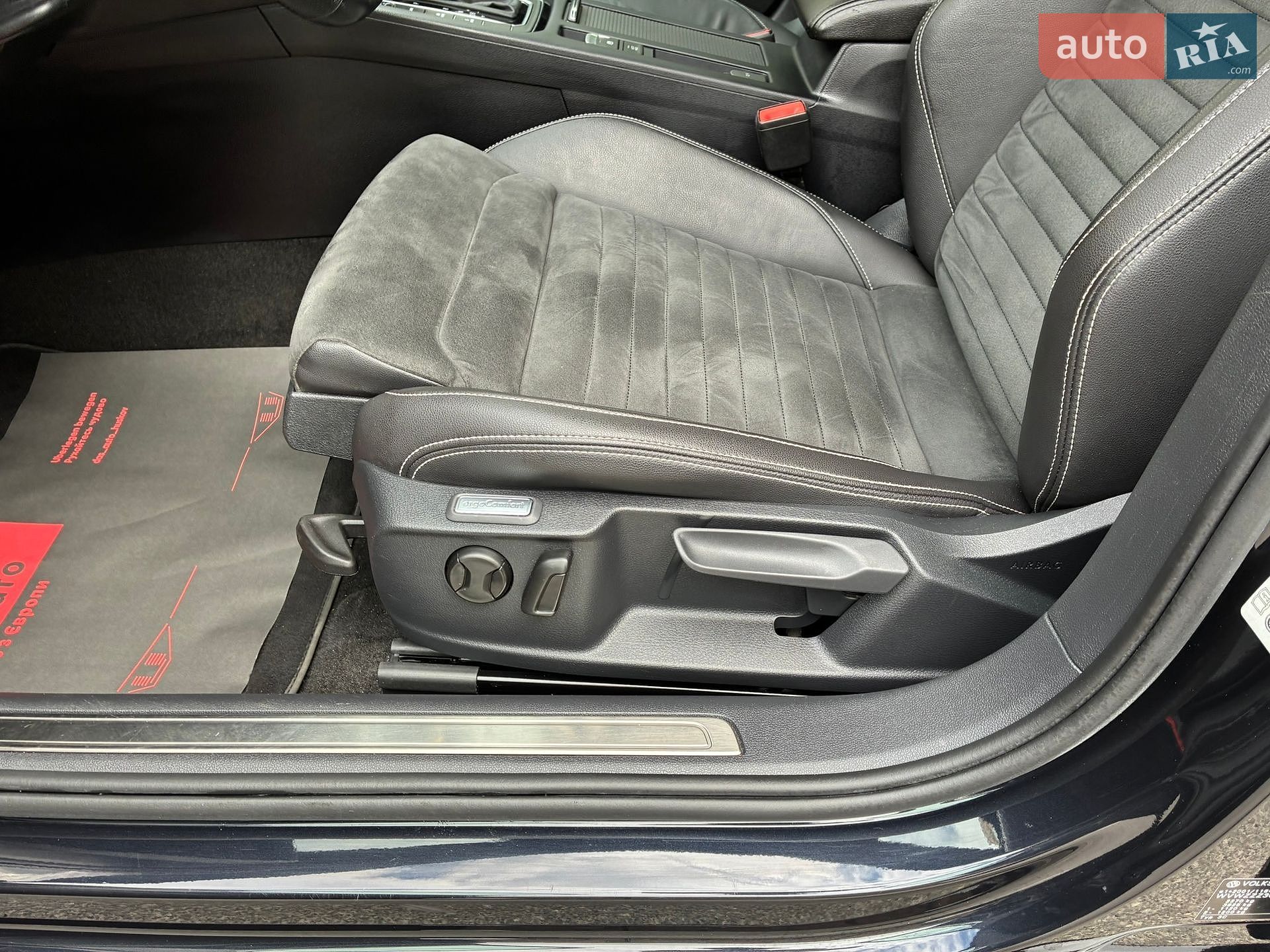 Volkswagen Passat 2021 VIN WVWZZZ3CZME100812 фото оголошення 98 з 188