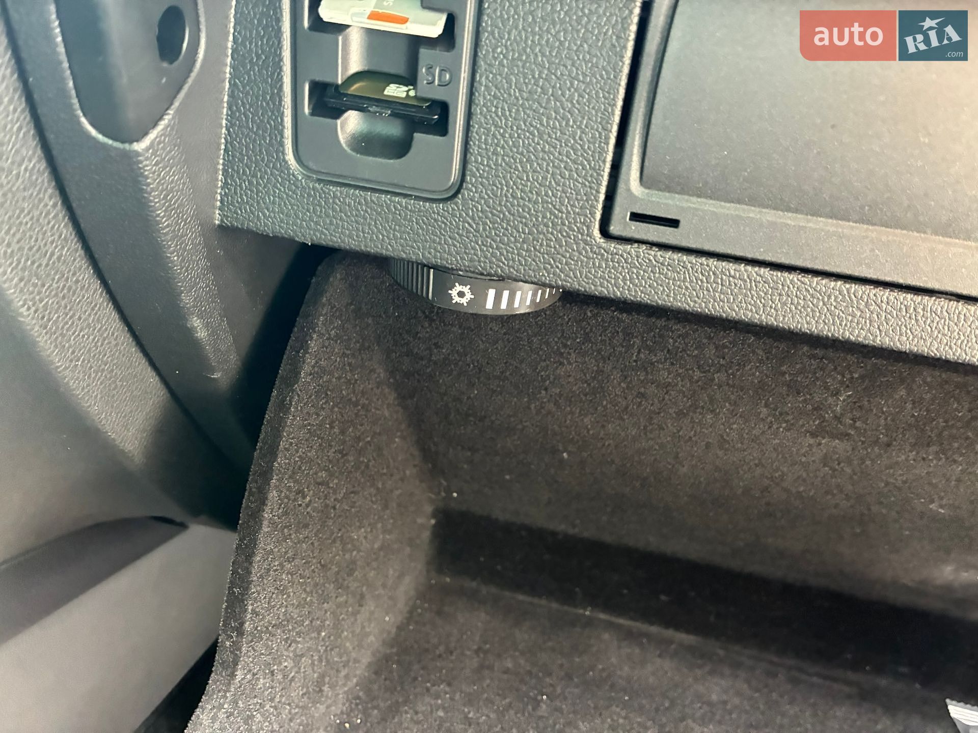 Volkswagen Passat 2021 VIN WVWZZZ3CZME100812 фото оголошення 128 з 188