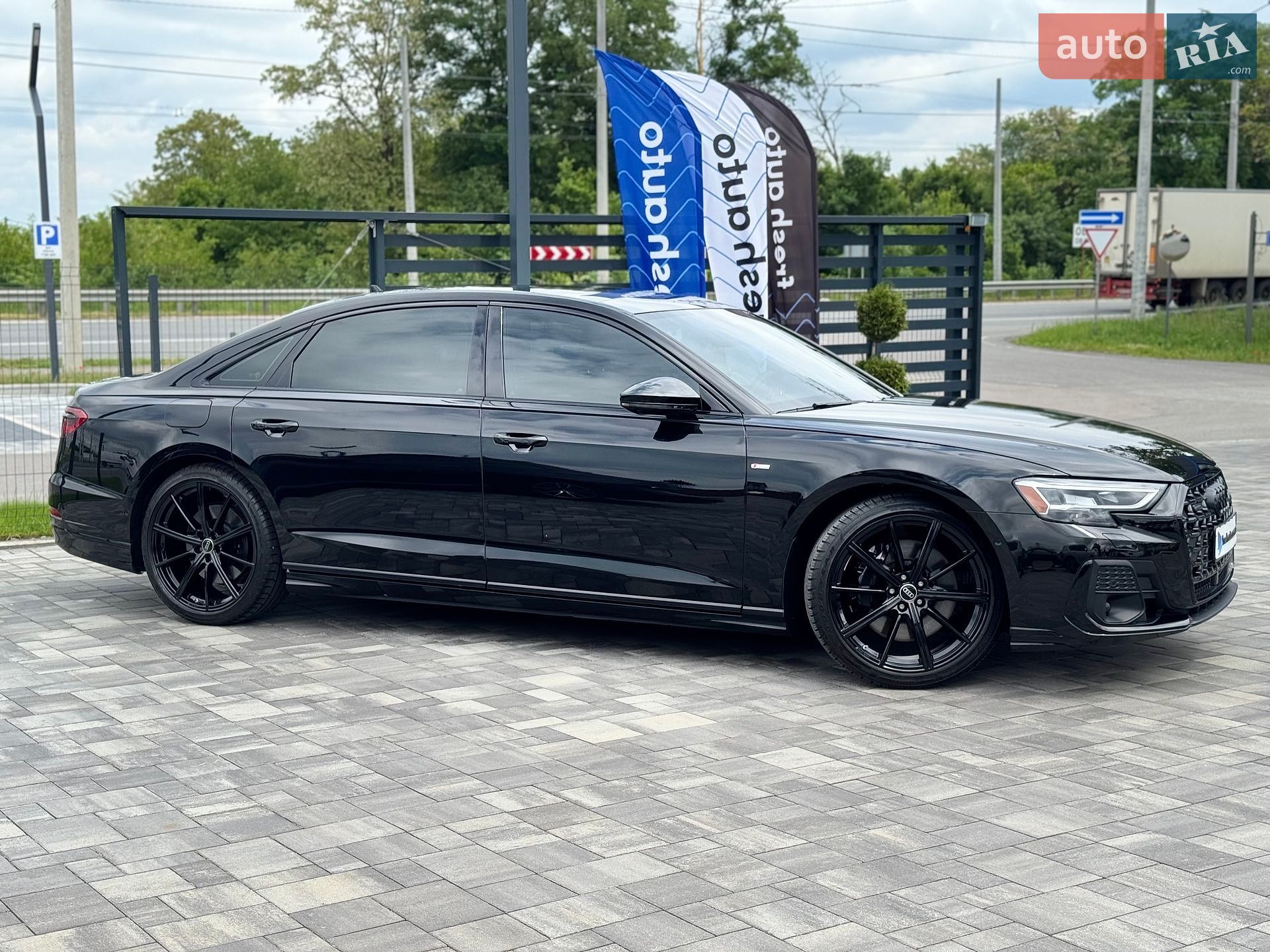 Audi A8 2024 VIN WAULDAF88RN014956 фото оголошення 7 з 49