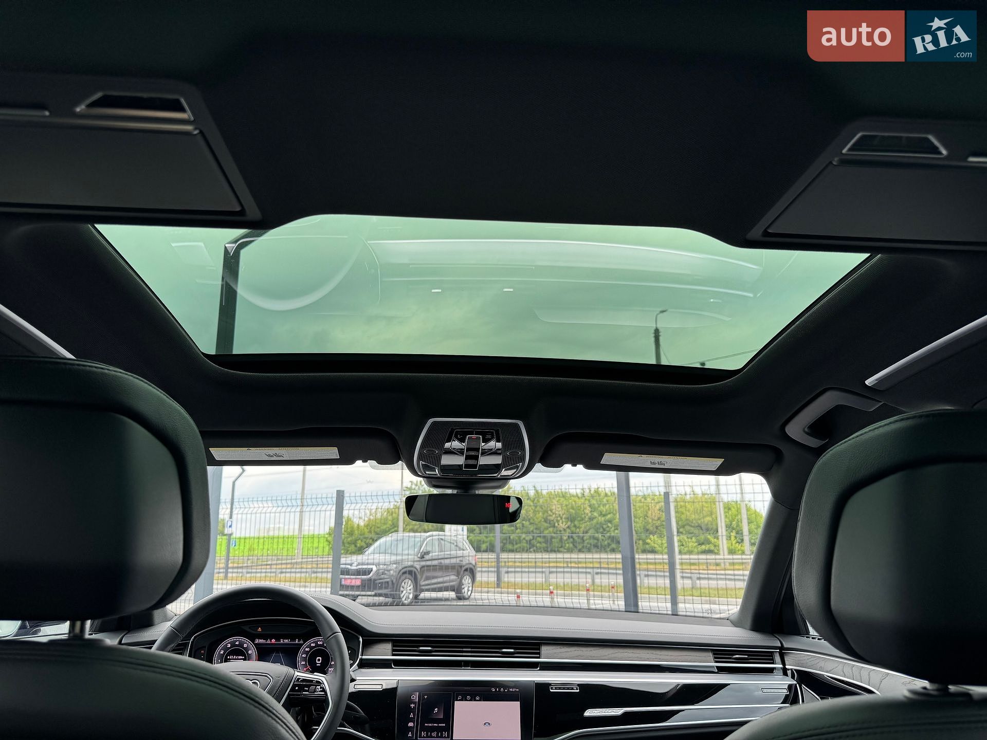 Audi A8 2024 VIN WAULDAF88RN014956 фото оголошення 5 з 49