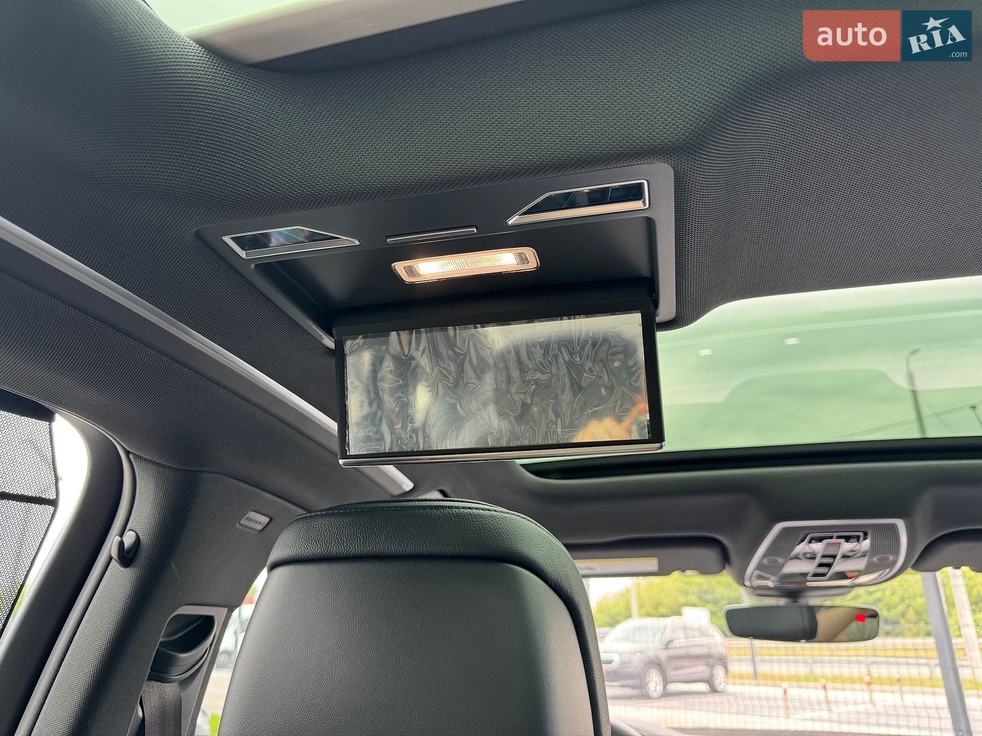 Audi A8 2024 VIN WAULDAF88RN014956 фото оголошення 35 з 49