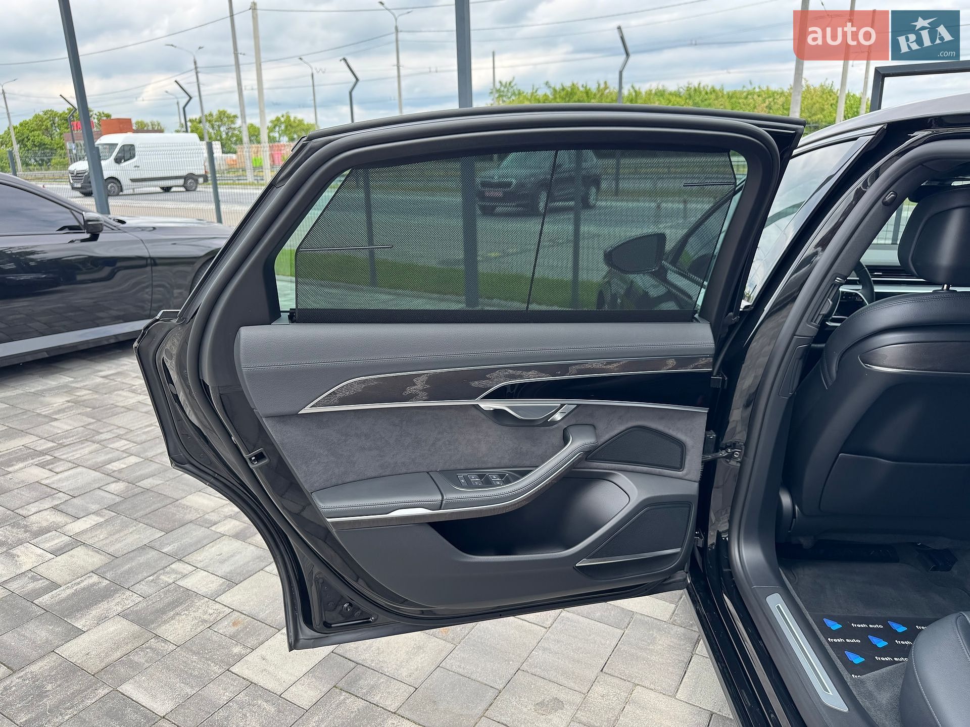 Audi A8 2024 VIN WAULDAF88RN014956 фото оголошення 29 з 49