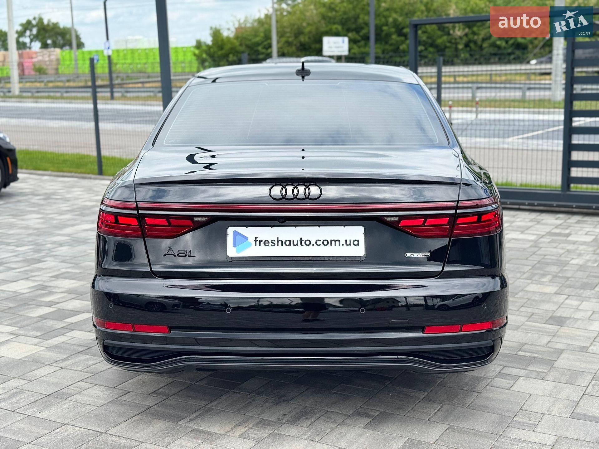 Audi A8 2024 VIN WAULDAF88RN014956 фото оголошення 12 з 49