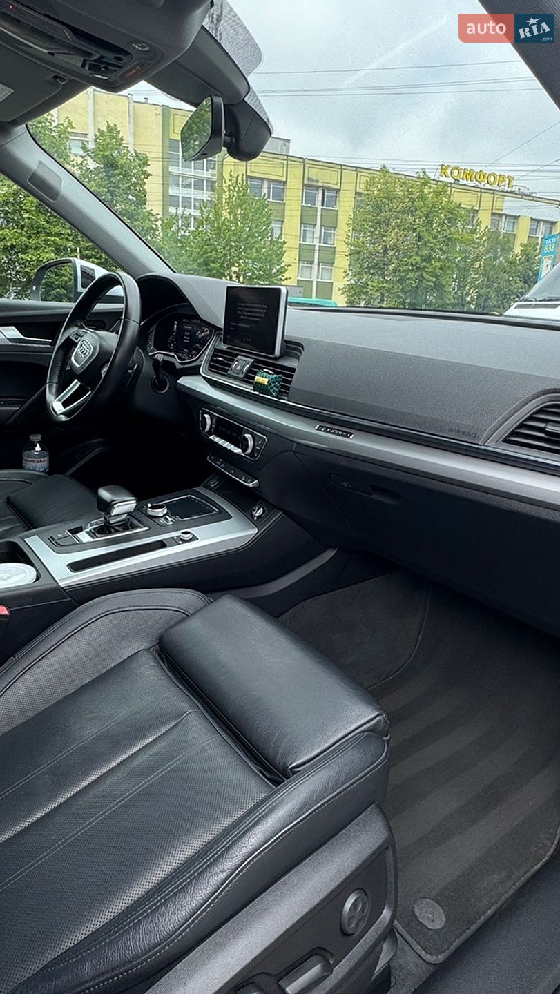 Audi Q5 2017 VIN WA1BNAFY4J2036156 фото оголошення 14 з 23