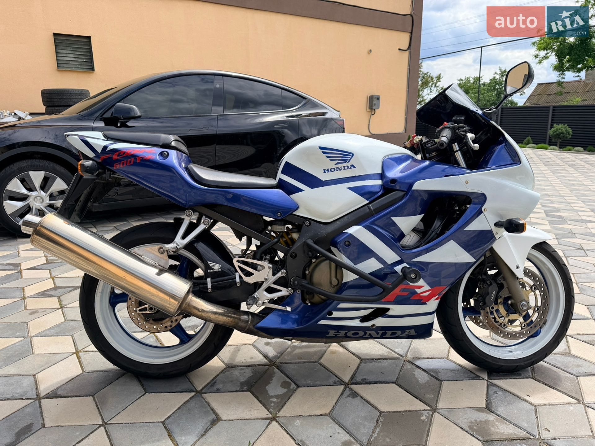 Honda CBR 600F 2002 VIN JH2PC35G12M302140 фото оголошення 5 з 14