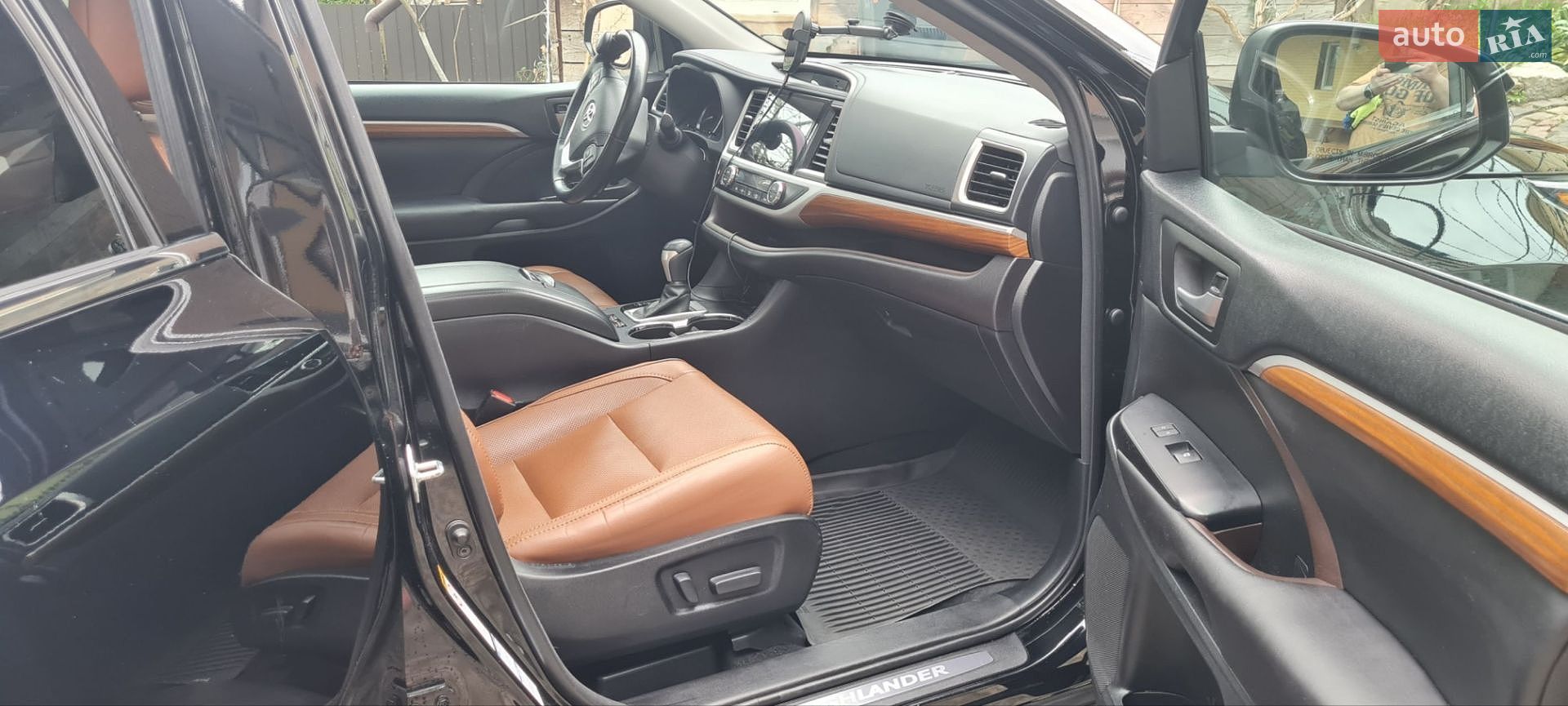 Toyota Highlander 2017 VIN 5TDDGRFH0HS034317 фото оголошення 8 з 27