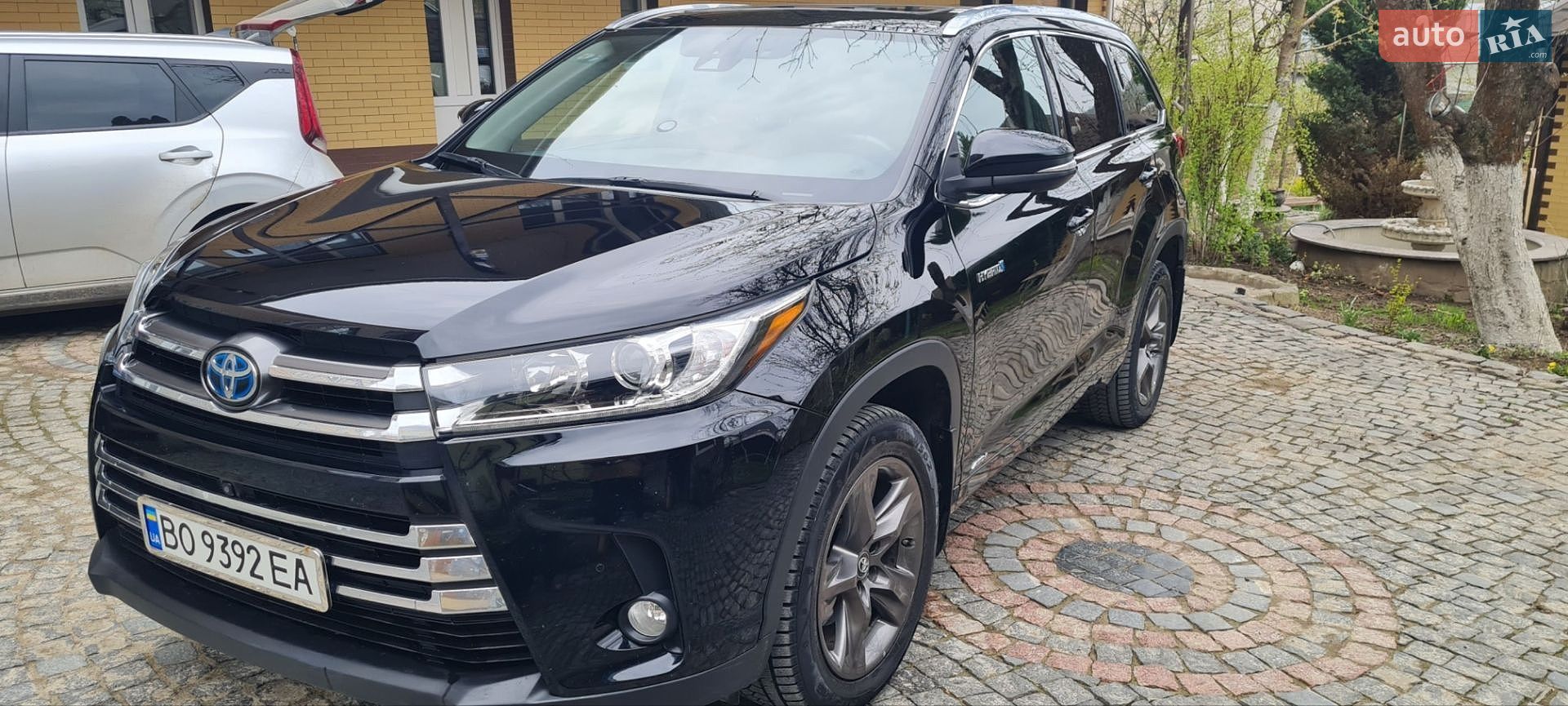 Toyota Highlander 2017 VIN 5TDDGRFH0HS034317 фото оголошення 2 з 27