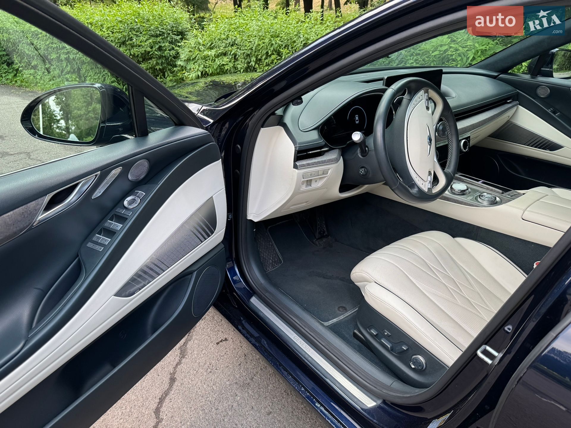 Genesis G80 2022 VIN KMTGE4S13PU003685 фото оголошення 11 з 19
