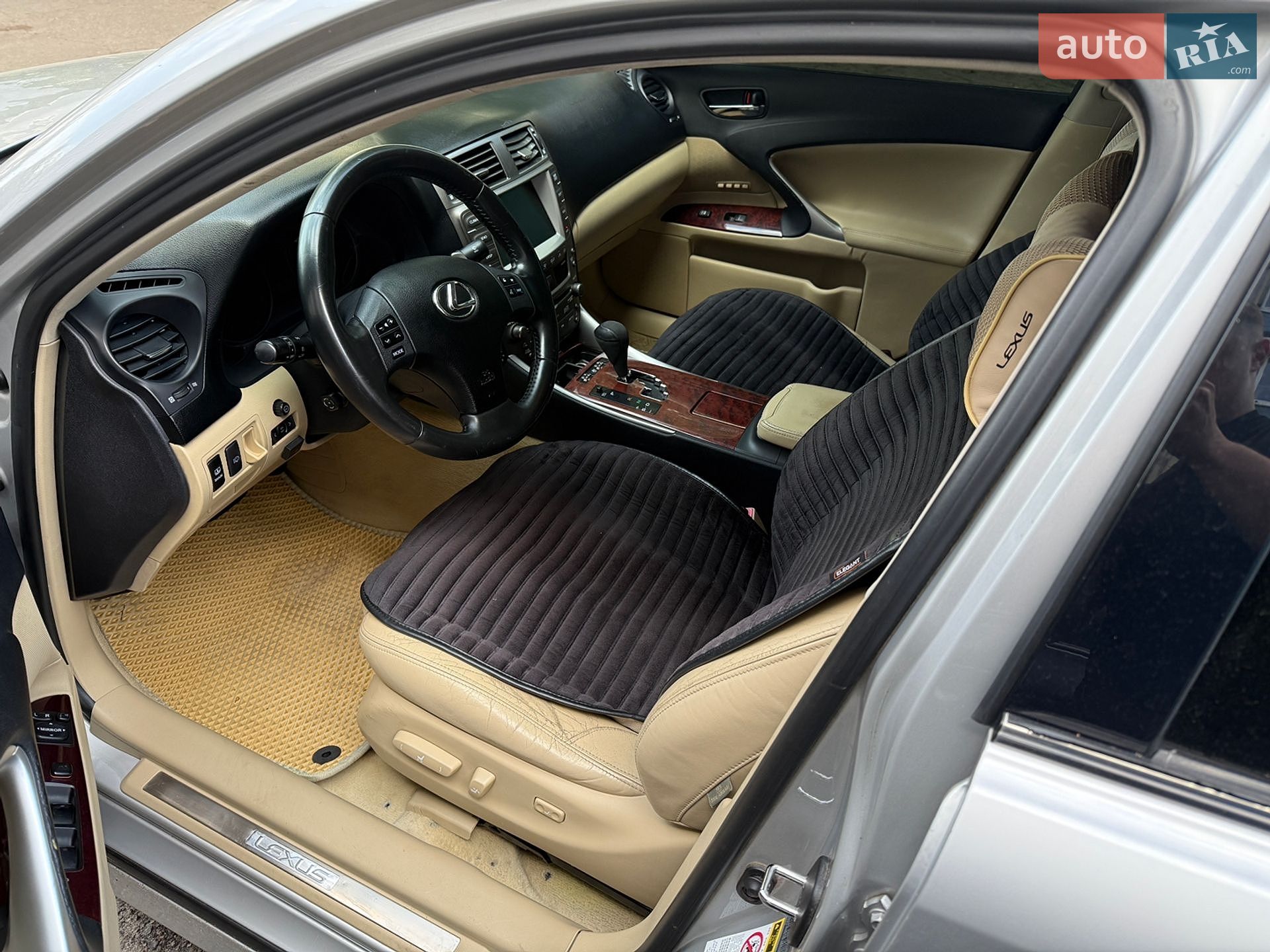 Lexus IS 2008 VIN JTHBG262882011884 фото оголошення 10 з 20