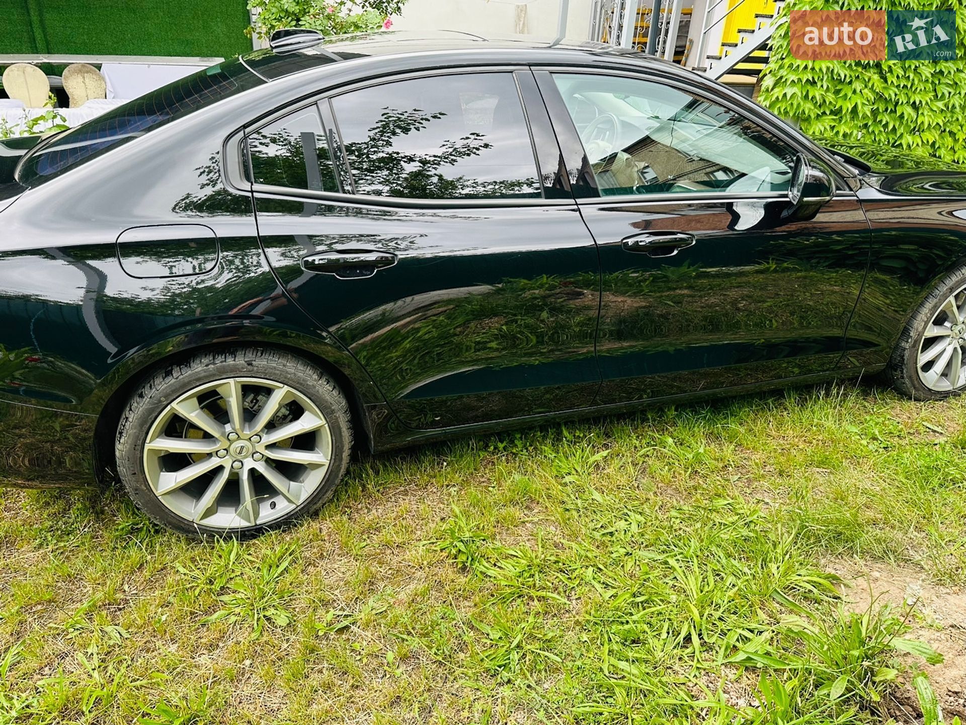 Volvo S60 2020 VIN 7JR102FK3MG102982 фото оголошення 2 з 8