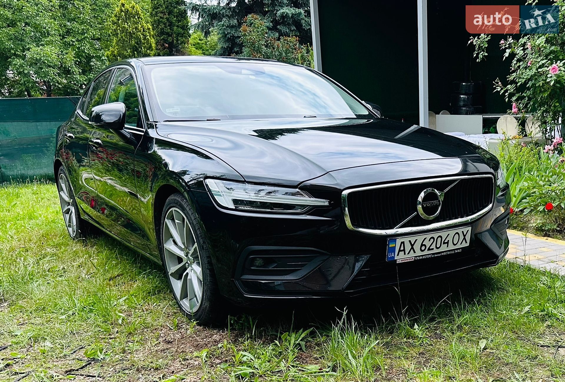 Volvo S60 2020 VIN 7JR102FK3MG102982 фото оголошення 6 з 8