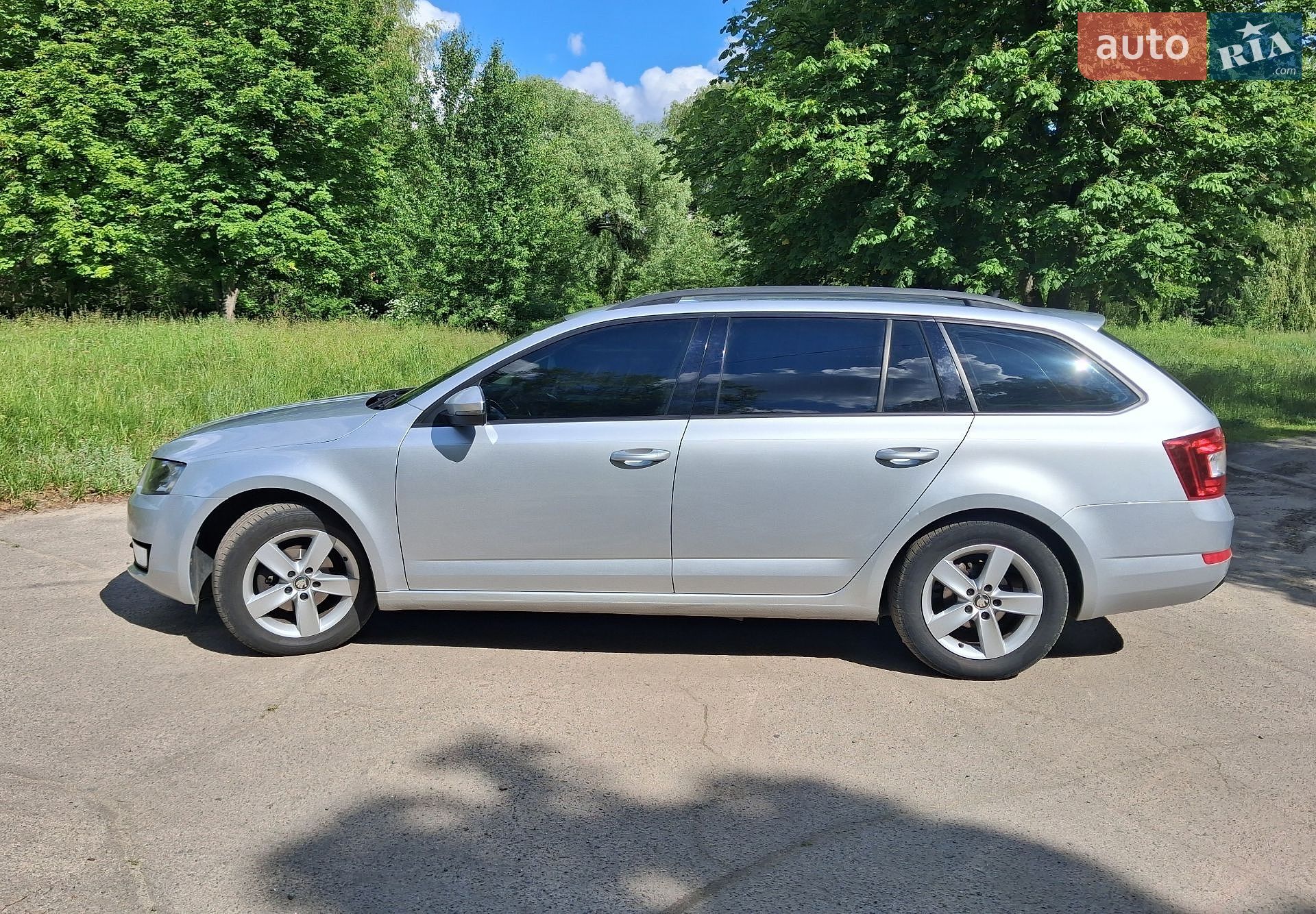 Skoda Octavia 2017 VIN TMBJG7NEXH0174618 фото оголошення 6 з 19