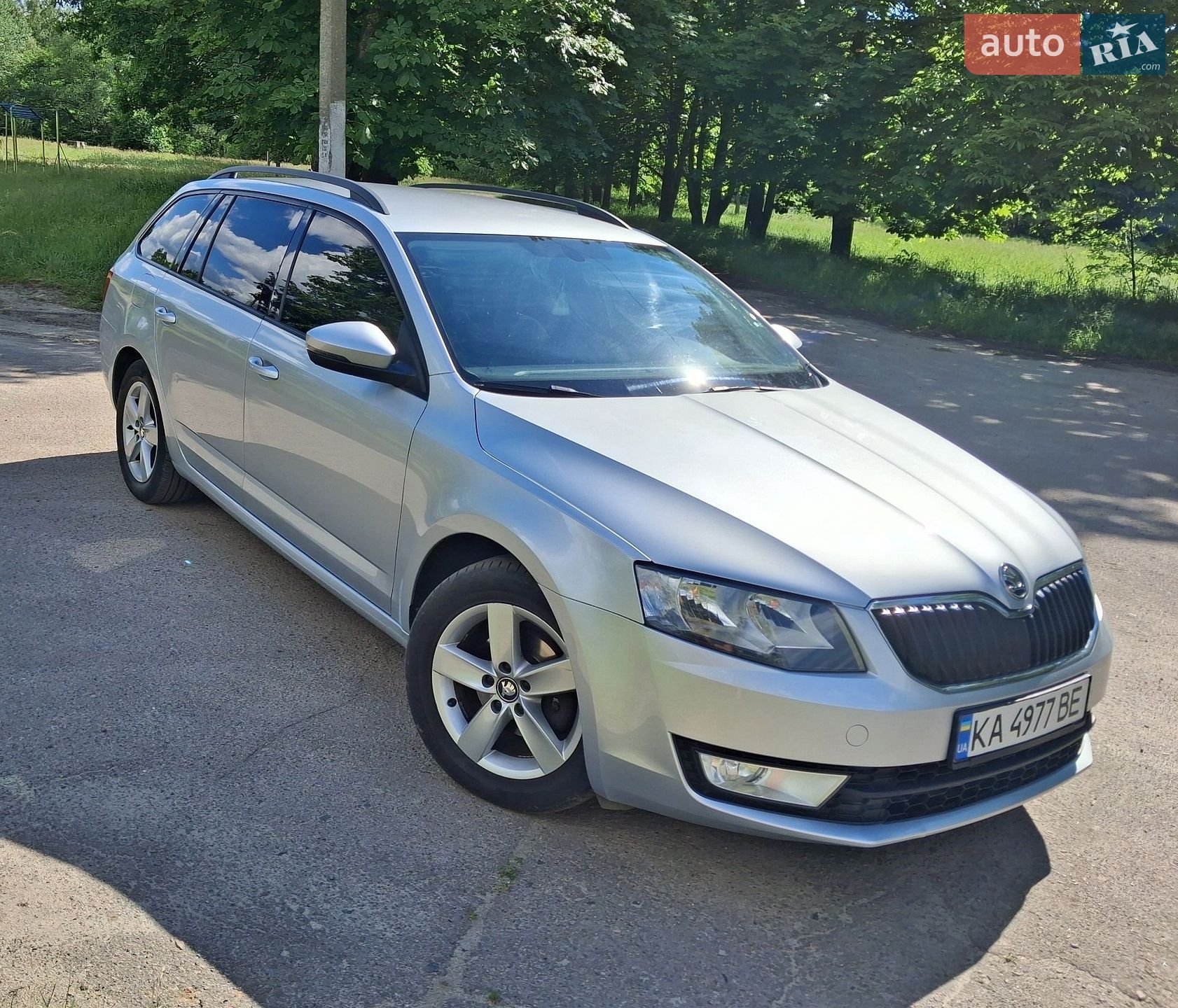 Skoda Octavia 2017 VIN TMBJG7NEXH0174618 фото оголошення 4 з 19