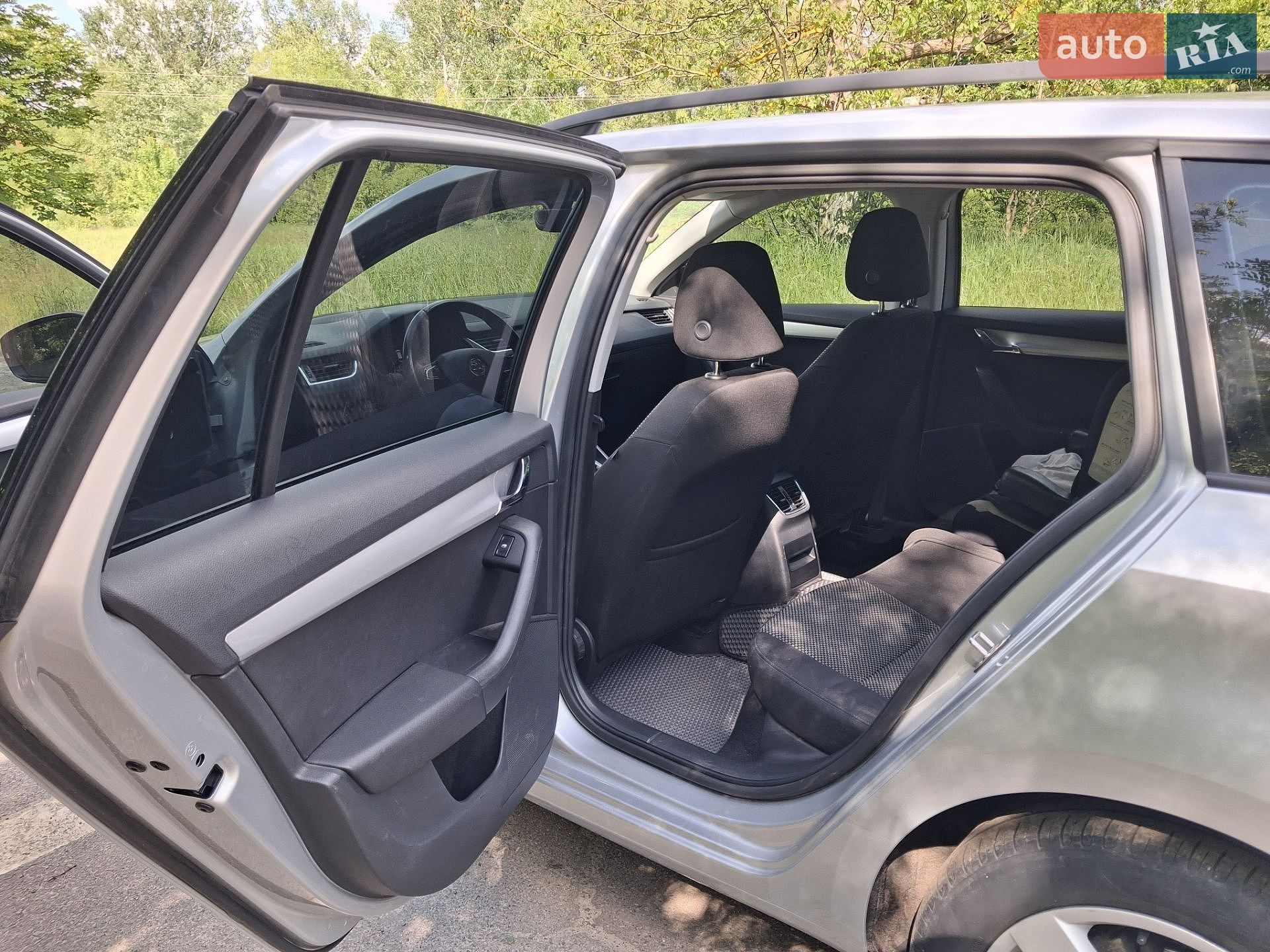 Skoda Octavia 2017 VIN TMBJG7NEXH0174618 фото оголошення 16 з 19