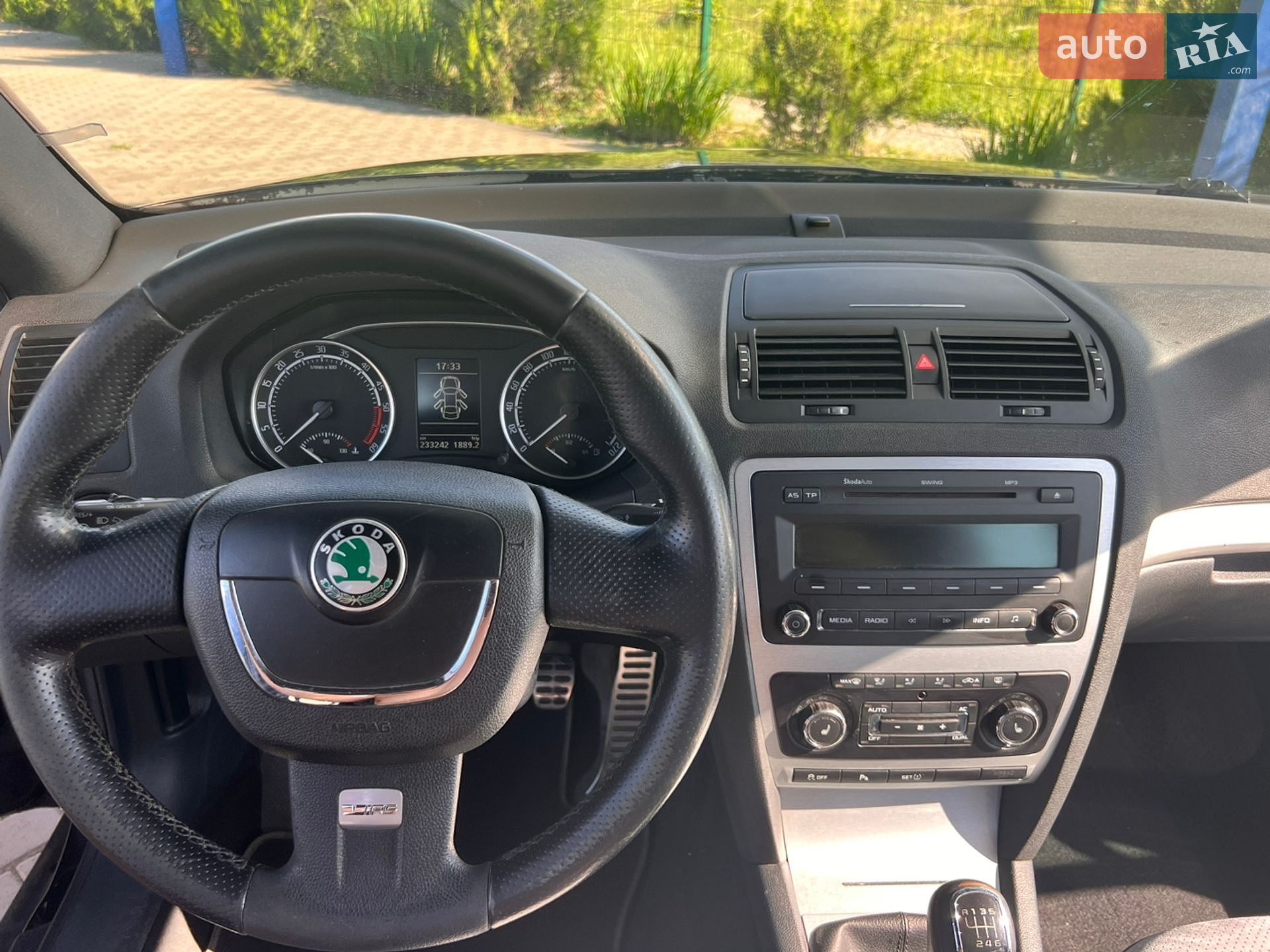 Skoda Octavia 2011 VIN TMBEH61Z0C2070184 фото оголошення 10 з 11
