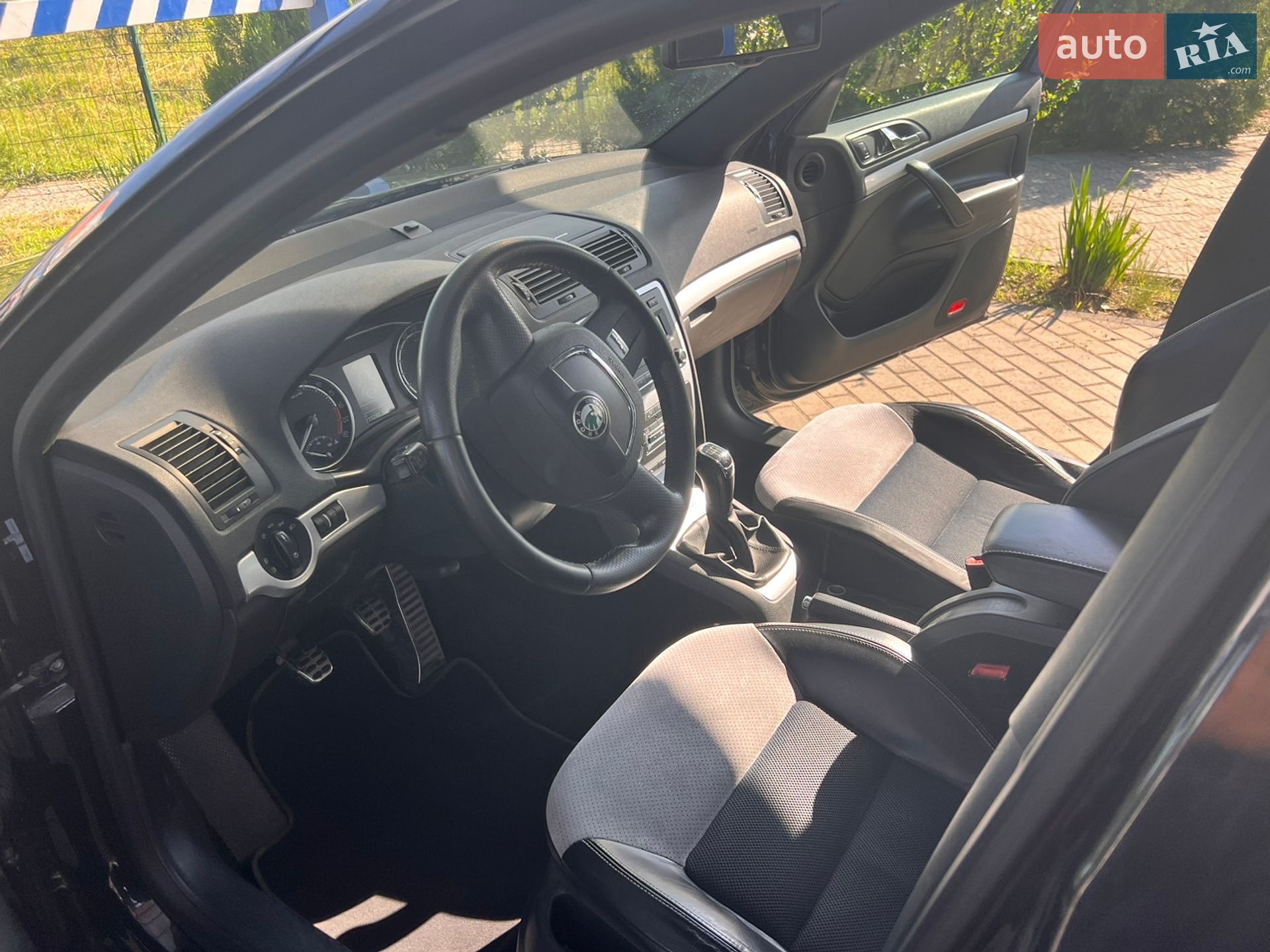 Skoda Octavia 2011 VIN TMBEH61Z0C2070184 фото оголошення 11 з 11