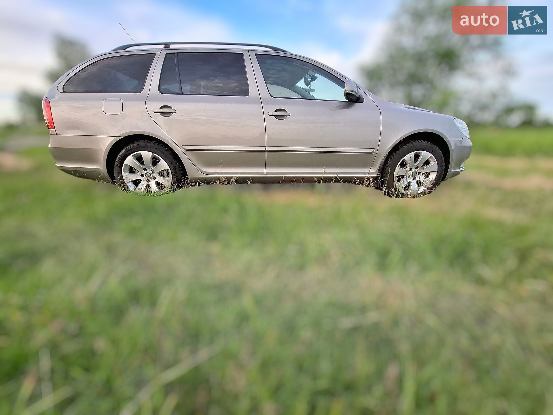 Skoda Octavia 2009 VIN TMBGJ61Z1A2025460 фото оголошення 8 з 15