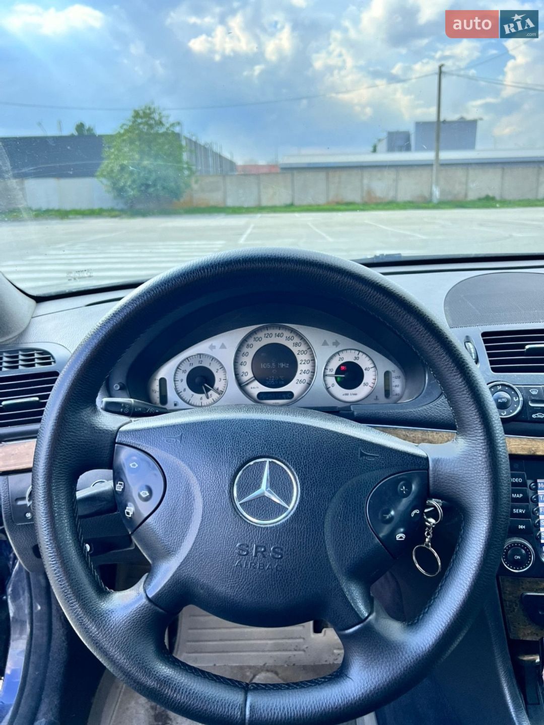 Mercedes-Benz E-Class 2005 VIN WDB1240831F084994 фото оголошення 11 з 13