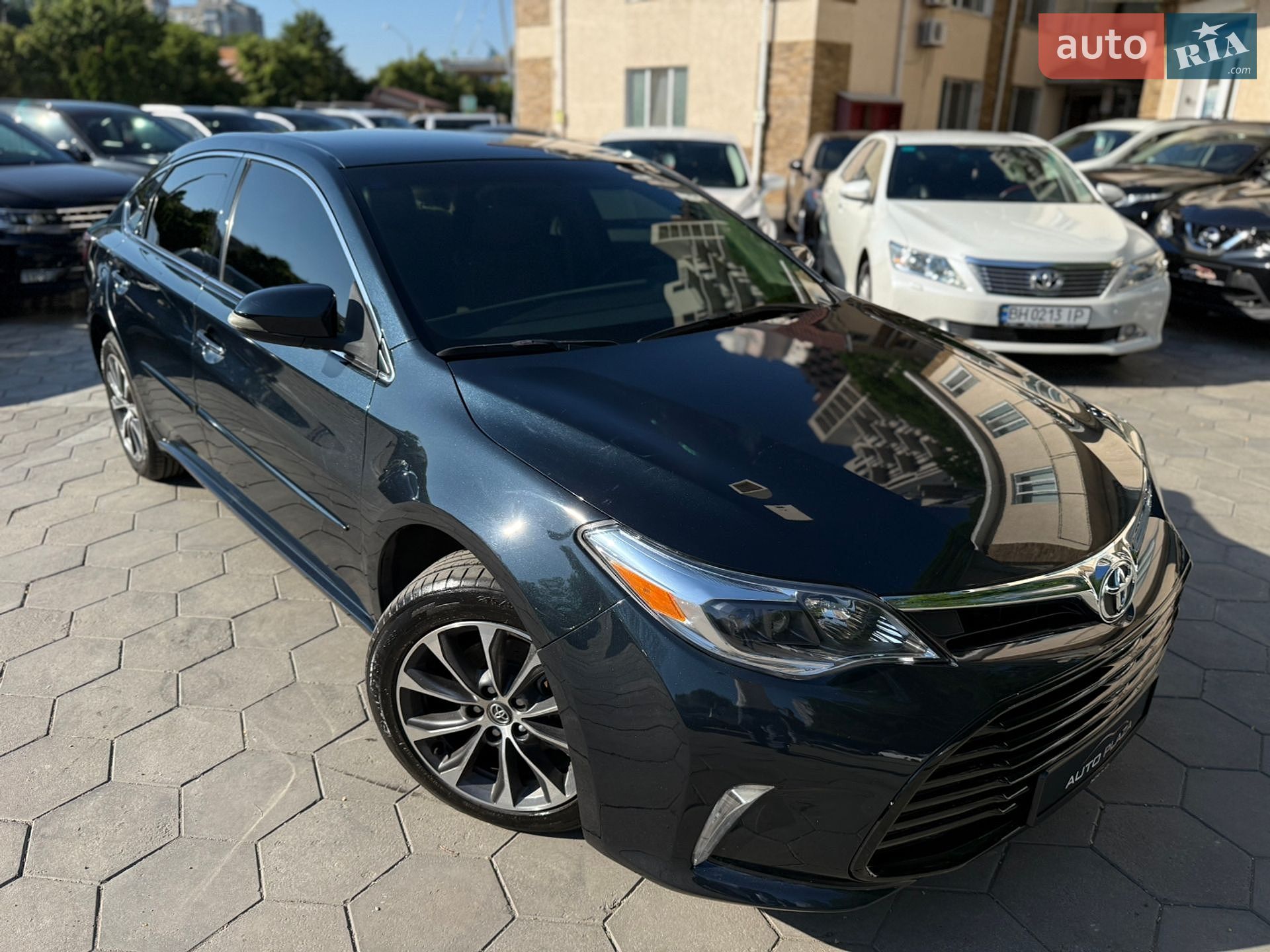 Toyota Avalon 2016 VIN 4T1BK1EBXGU221364 фото оголошення 11 з 53