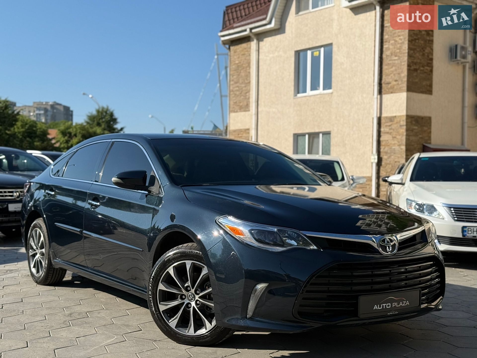 Toyota Avalon 2016 VIN 4T1BK1EBXGU221364 фото оголошення 14 з 53