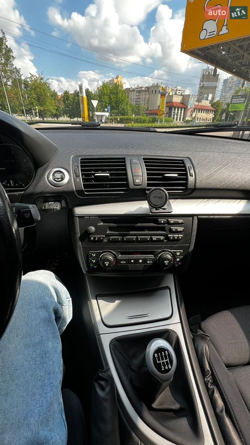 BMW 1 Series 2005 VIN WBAUG51010PV17661 фото оголошення 6 з 25