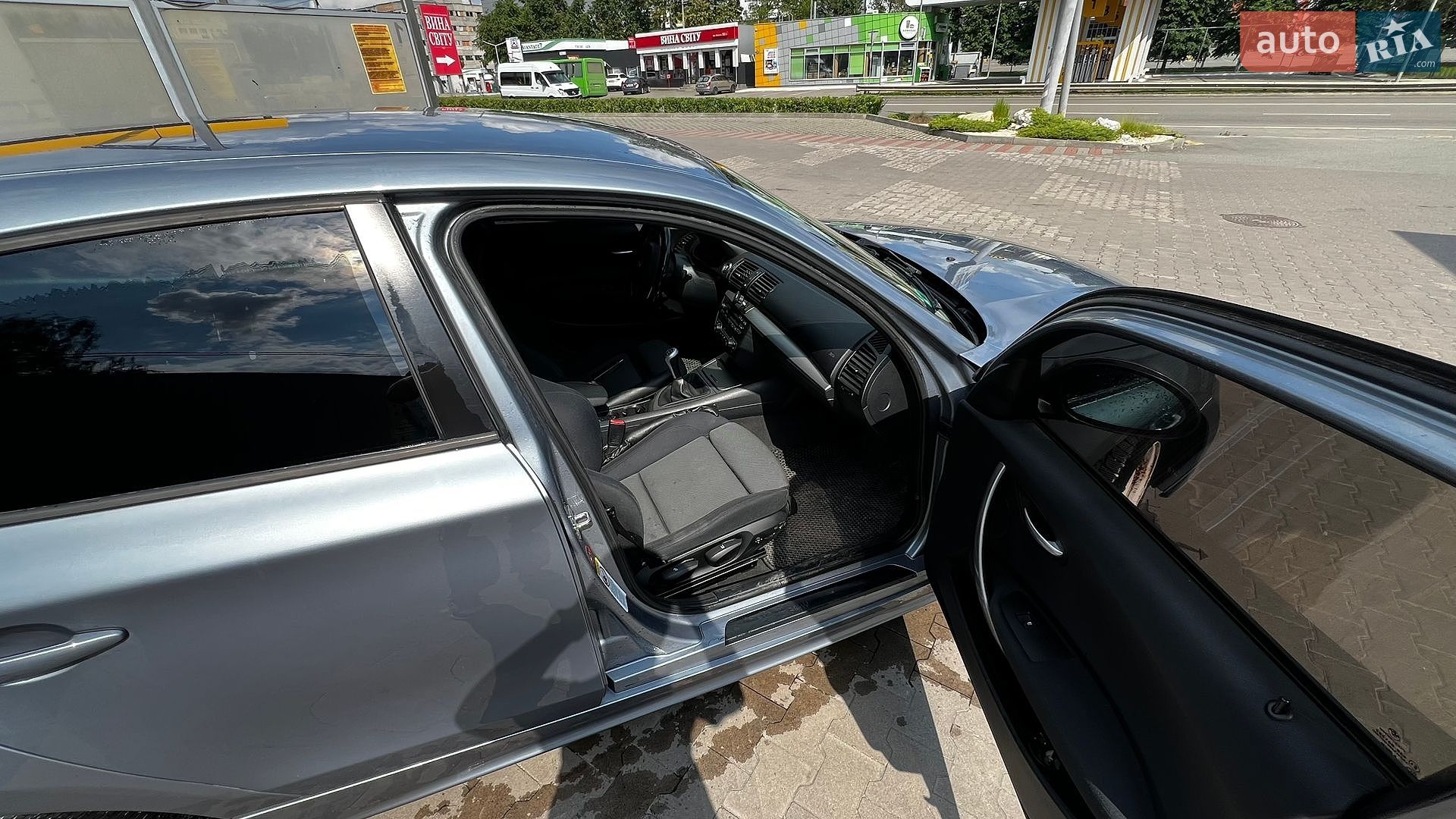 BMW 1 Series 2005 VIN WBAUG51010PV17661 фото оголошення 10 з 25
