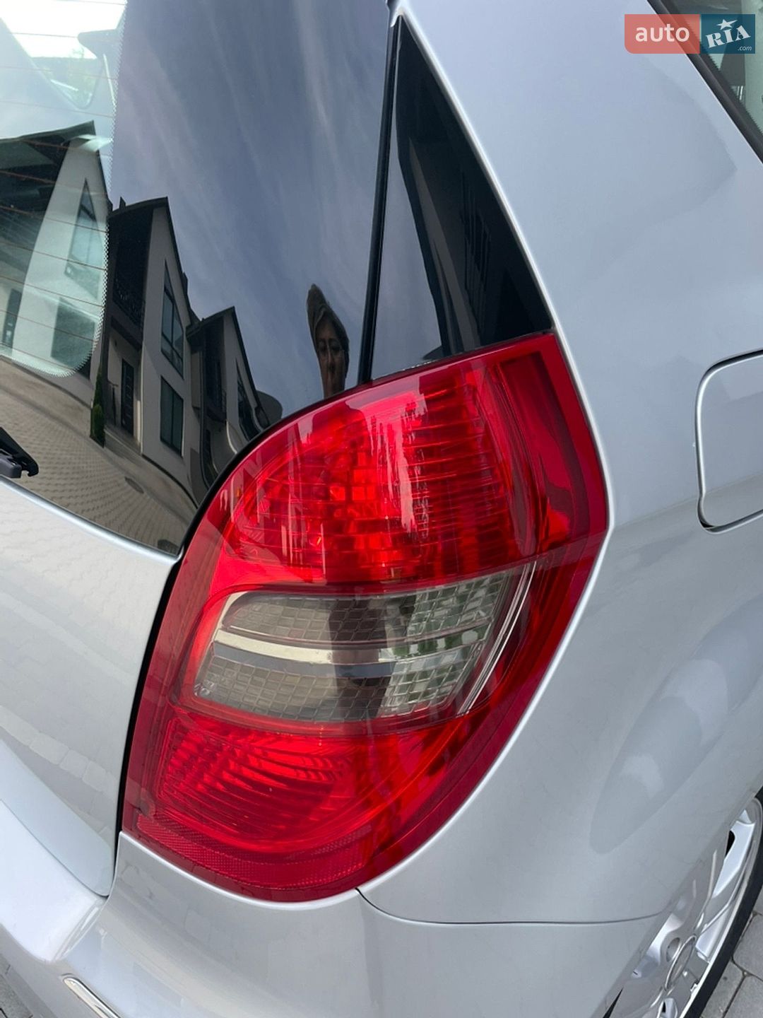 Mercedes-Benz A-Class 2010 VIN WDD1690311J875906 фото оголошення 7 з 25