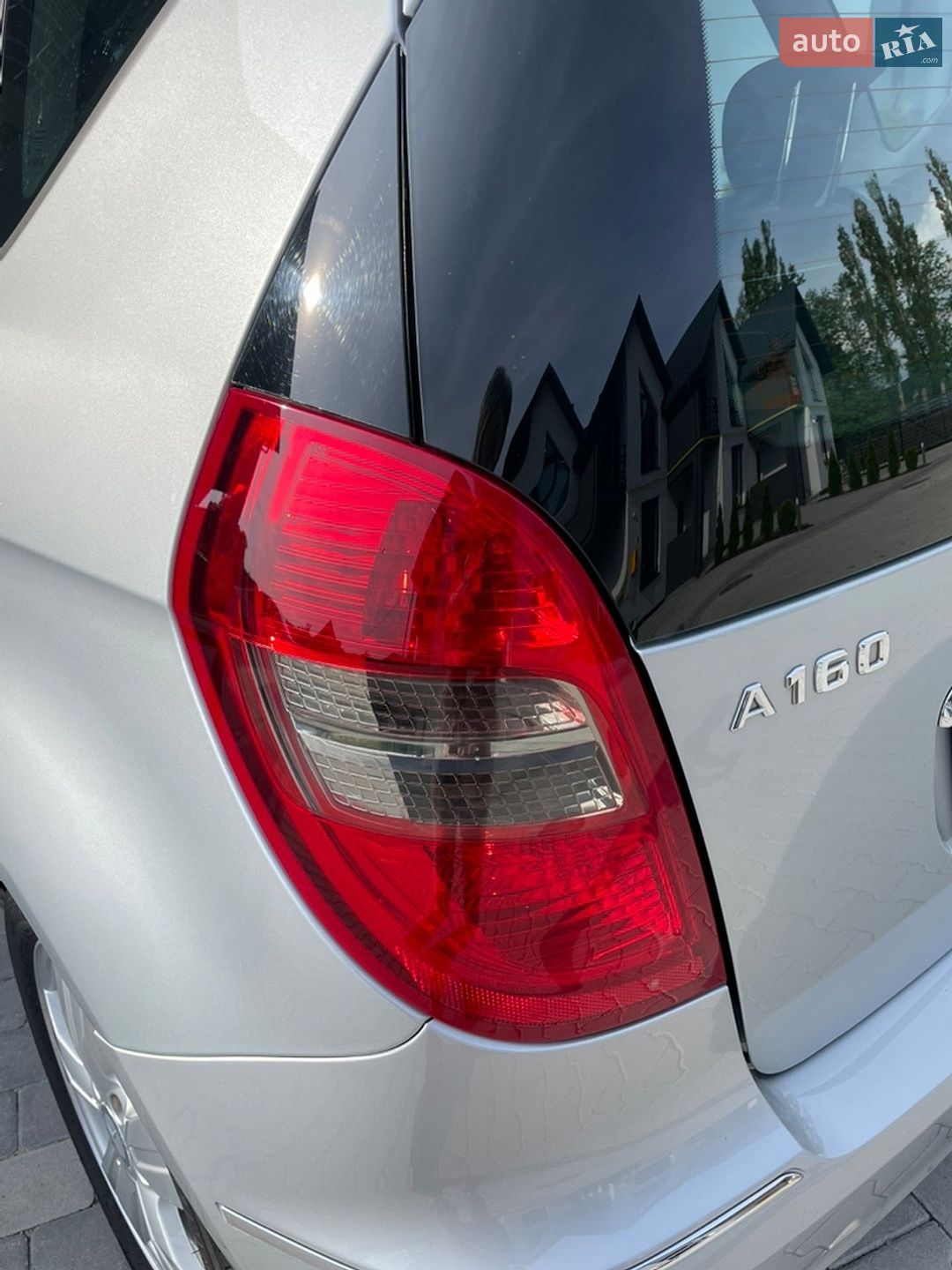 Mercedes-Benz A-Class 2010 VIN WDD1690311J875906 фото оголошення 8 з 25