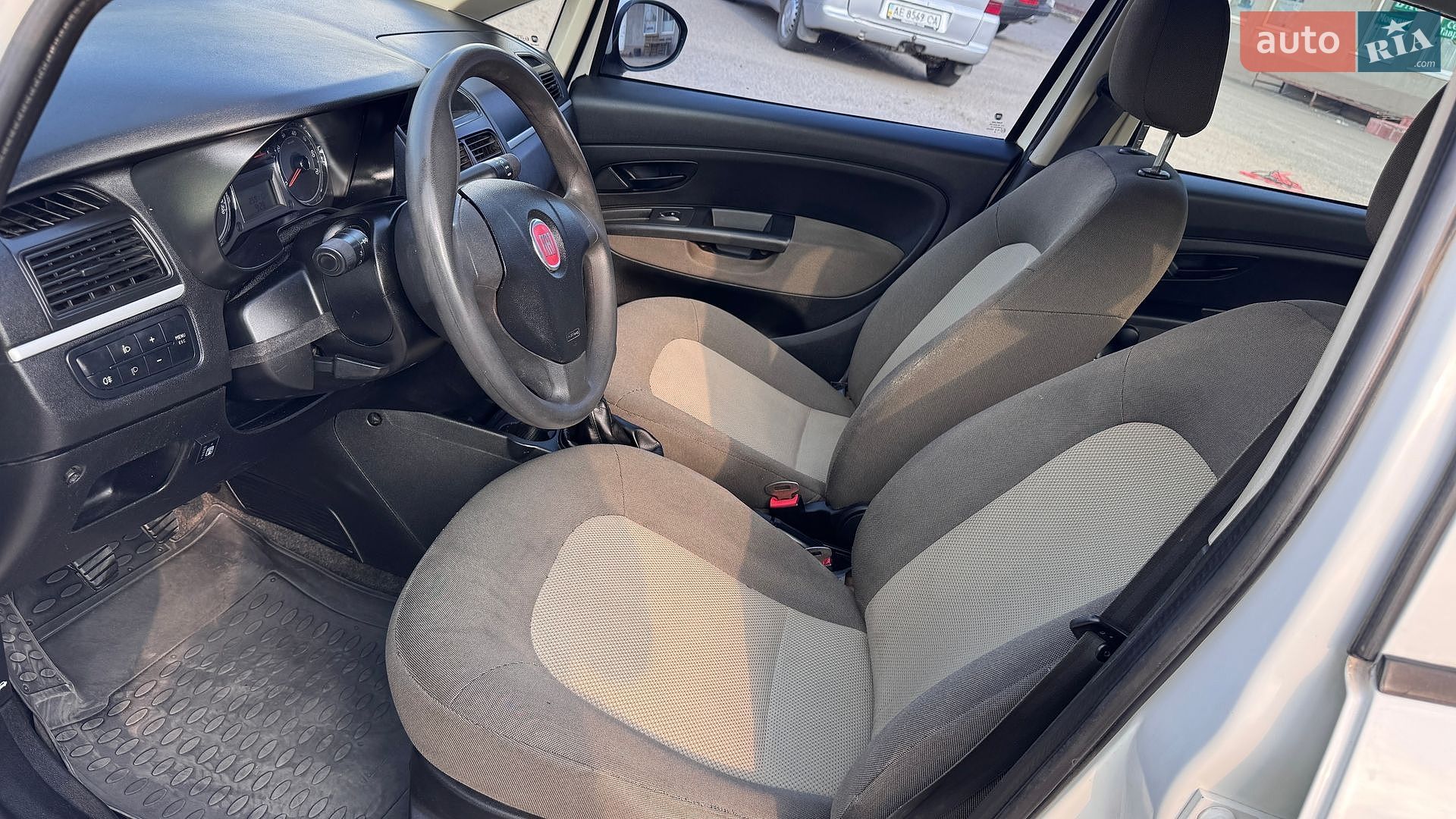 Fiat Linea 2012 VIN ZFA32300003166924 фото оголошення 13 з 22