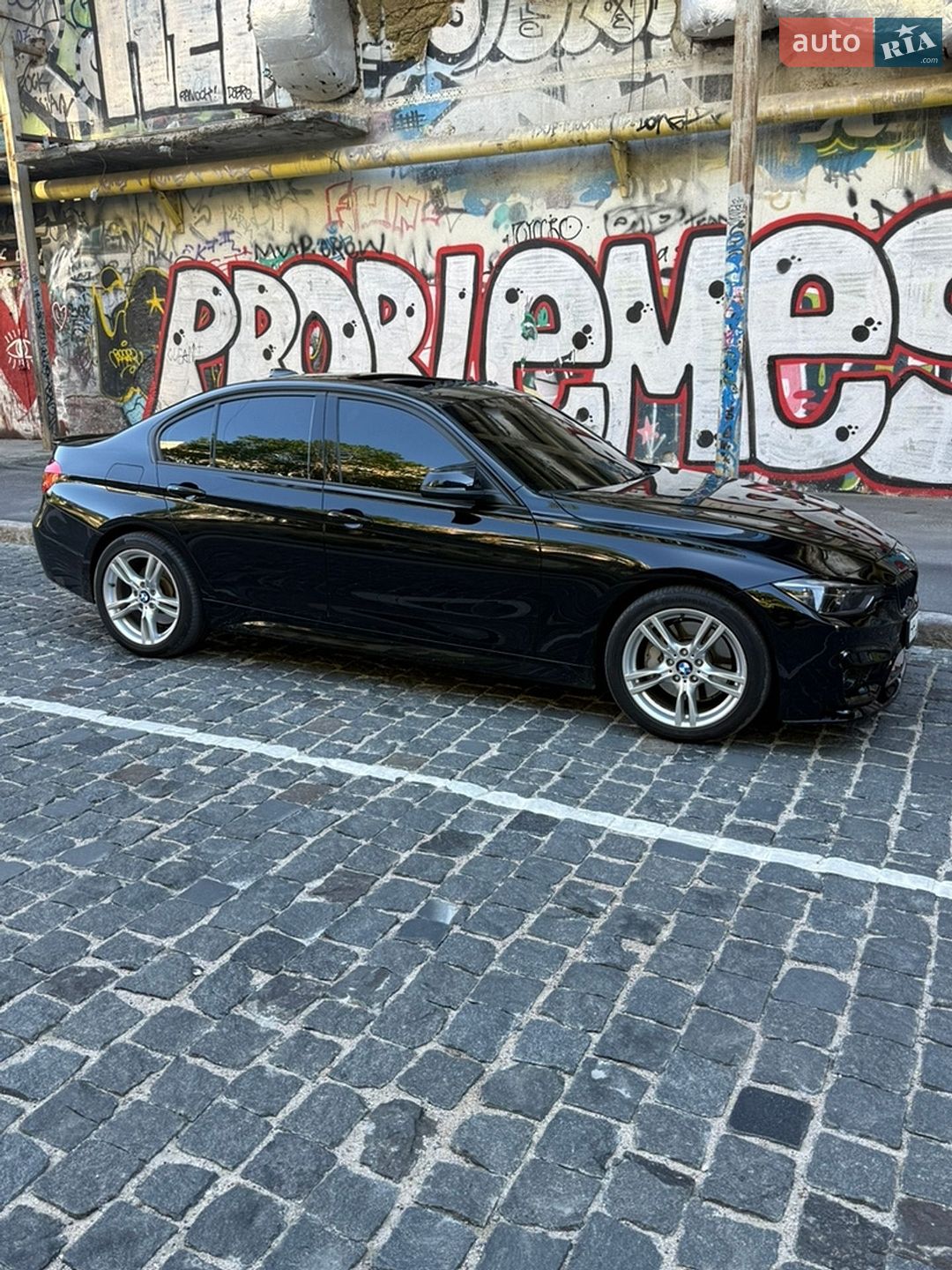 BMW 3 Series 2013 VIN WBA3B9G59DNR90133 фото оголошення 5 з 23