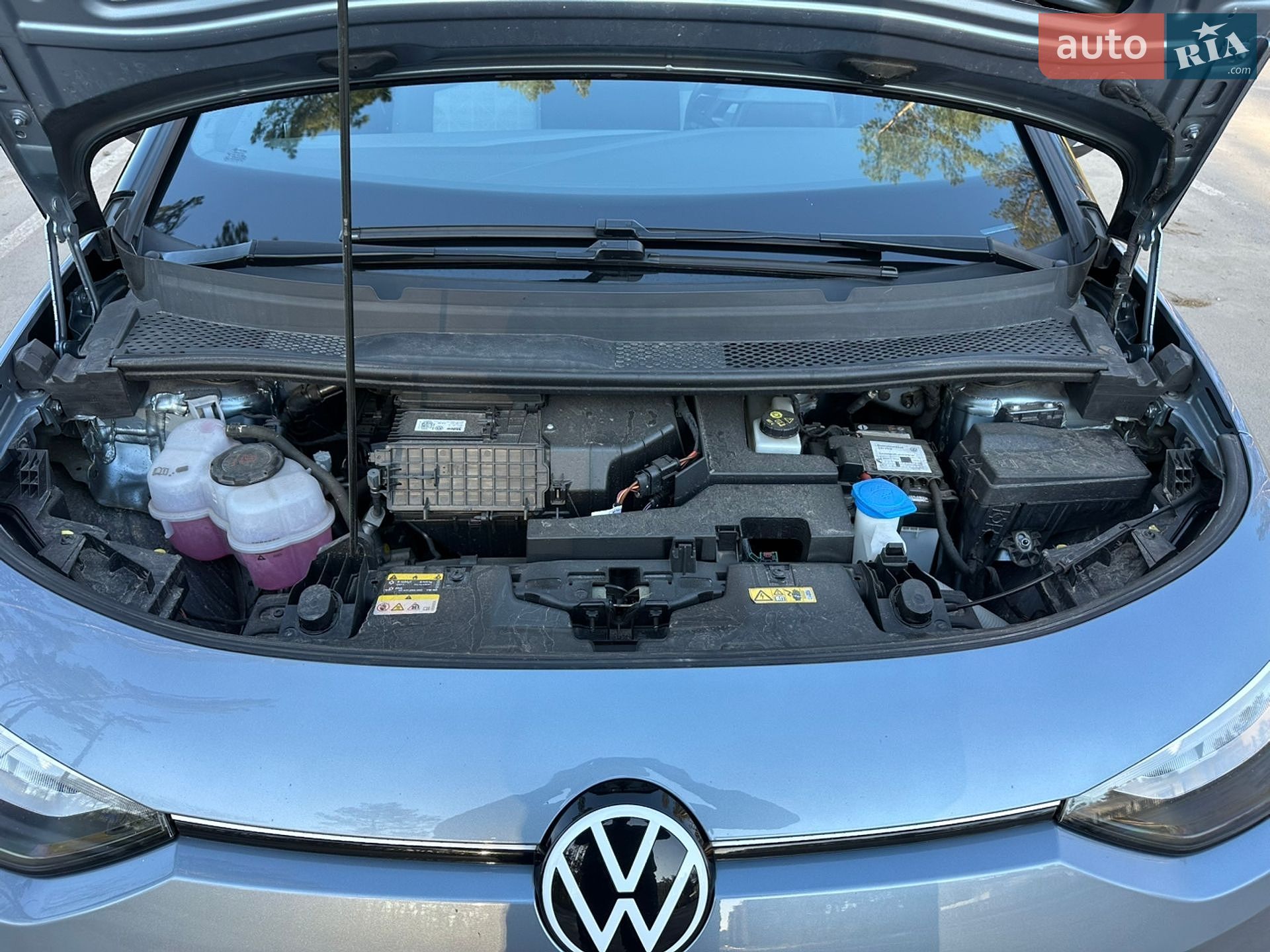 Volkswagen ID.3 2020 VIN WVWZZZE1ZMP045257 фото оголошення 7 з 35
