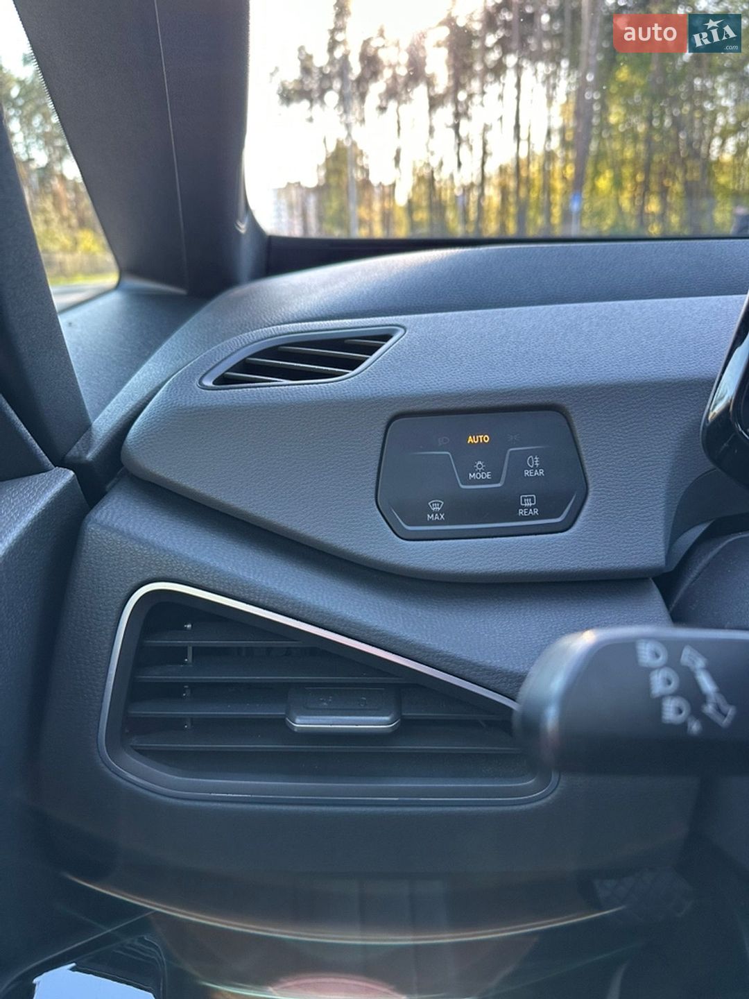 Volkswagen ID.3 2020 VIN WVWZZZE1ZMP045257 фото оголошення 30 з 35
