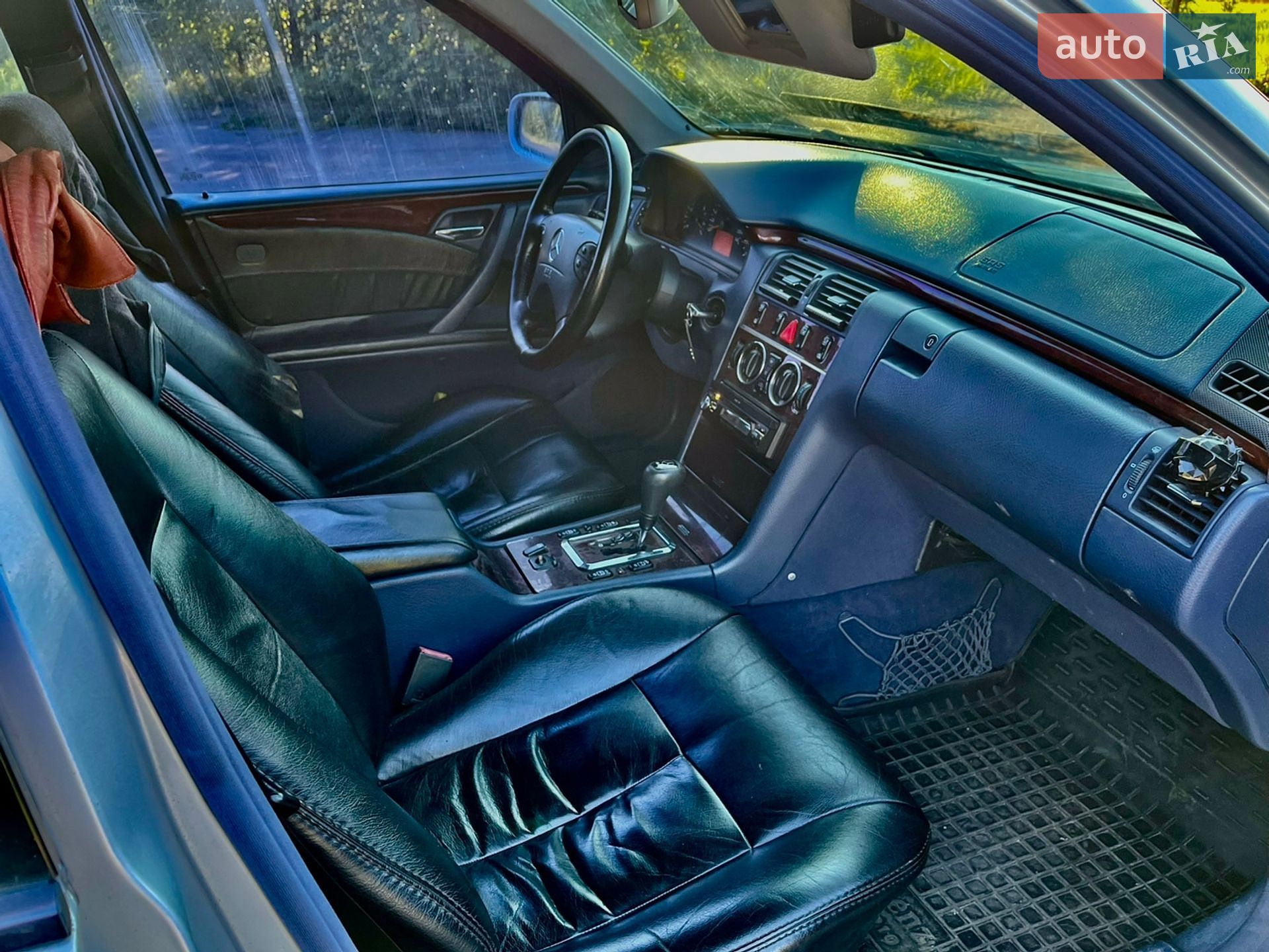 Mercedes-Benz E-Class 2000 VIN WDB2100351B043869 фото оголошення 8 з 9