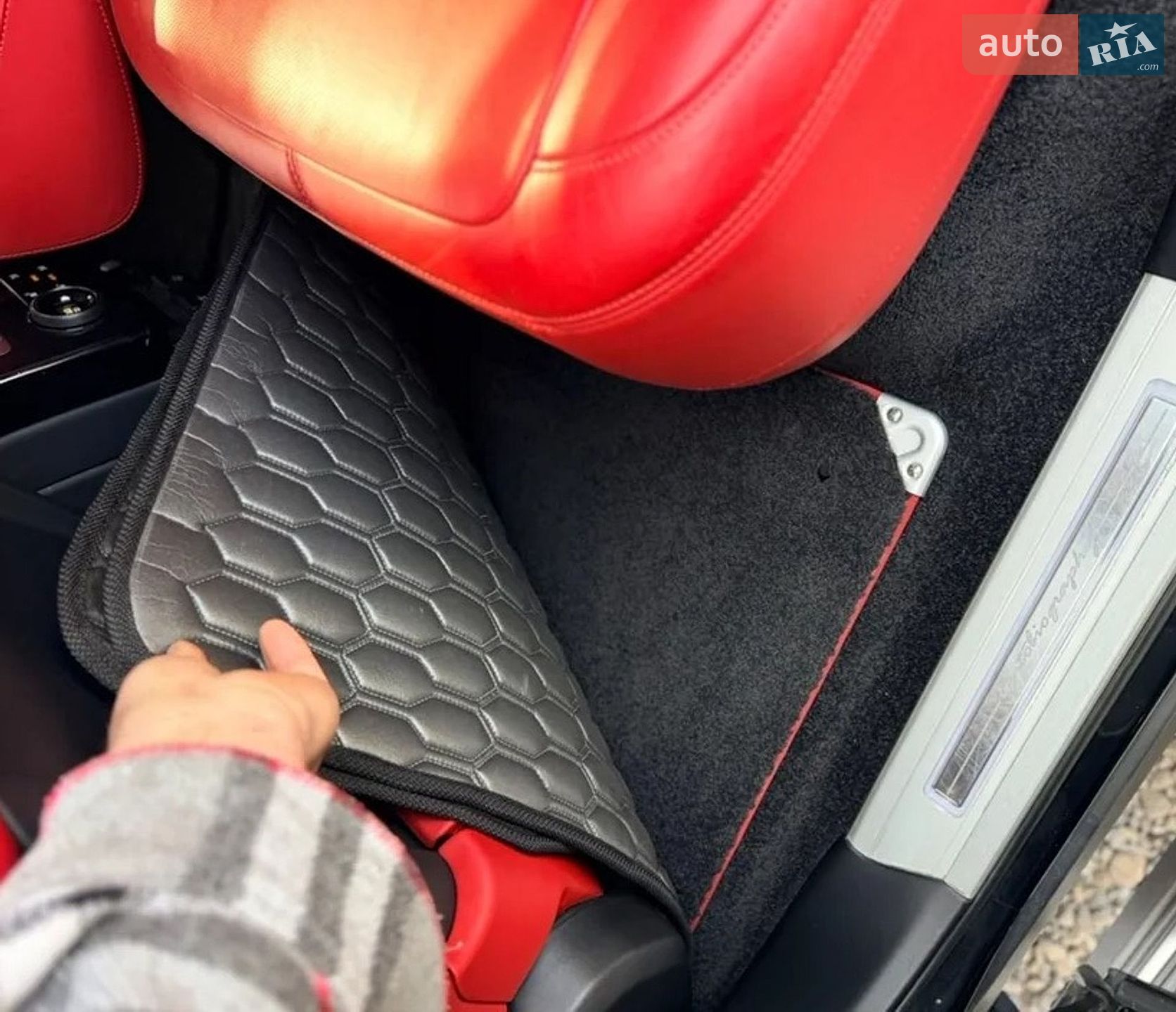 Land Rover Range Rover 2020 VIN SALGA3BE1LA407791 фото оголошення 30 з 47