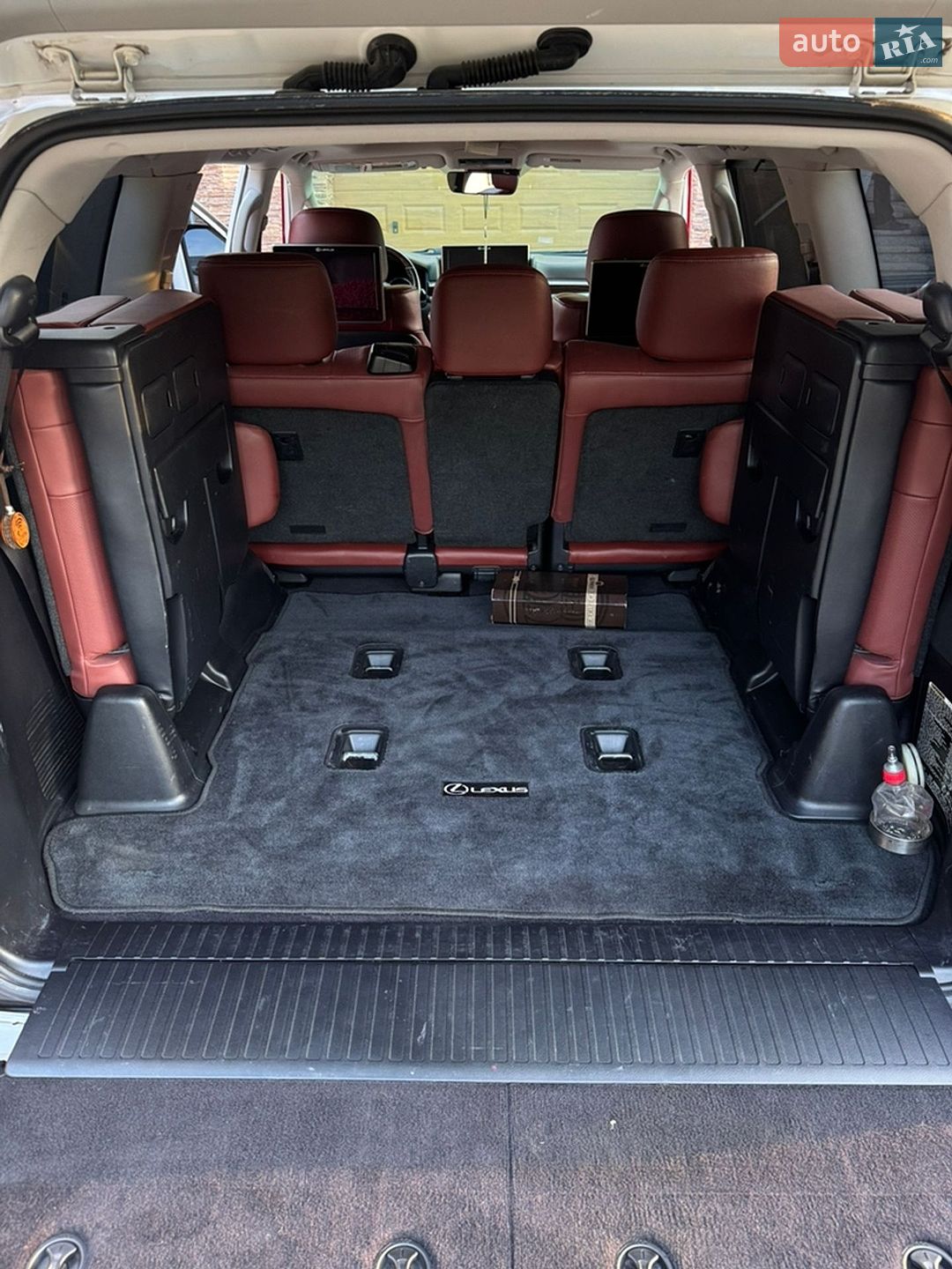 Lexus LX 2017 VIN Y89G10800JAC87062 фото оголошення 56 з 90