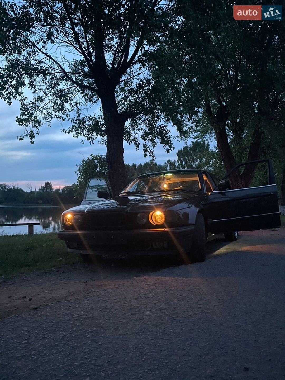 BMW 7 Series 1987 VIN WBAGA710102187446 фото оголошення 3 з 12