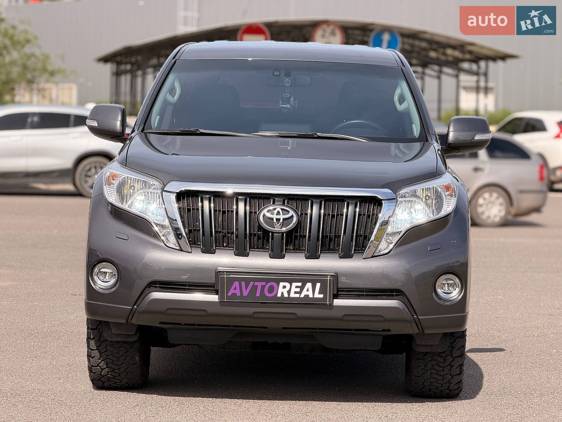Toyota Land Cruiser Prado 2016 VIN JTEBR3FJ80K022568 фото оголошення 10 з 71